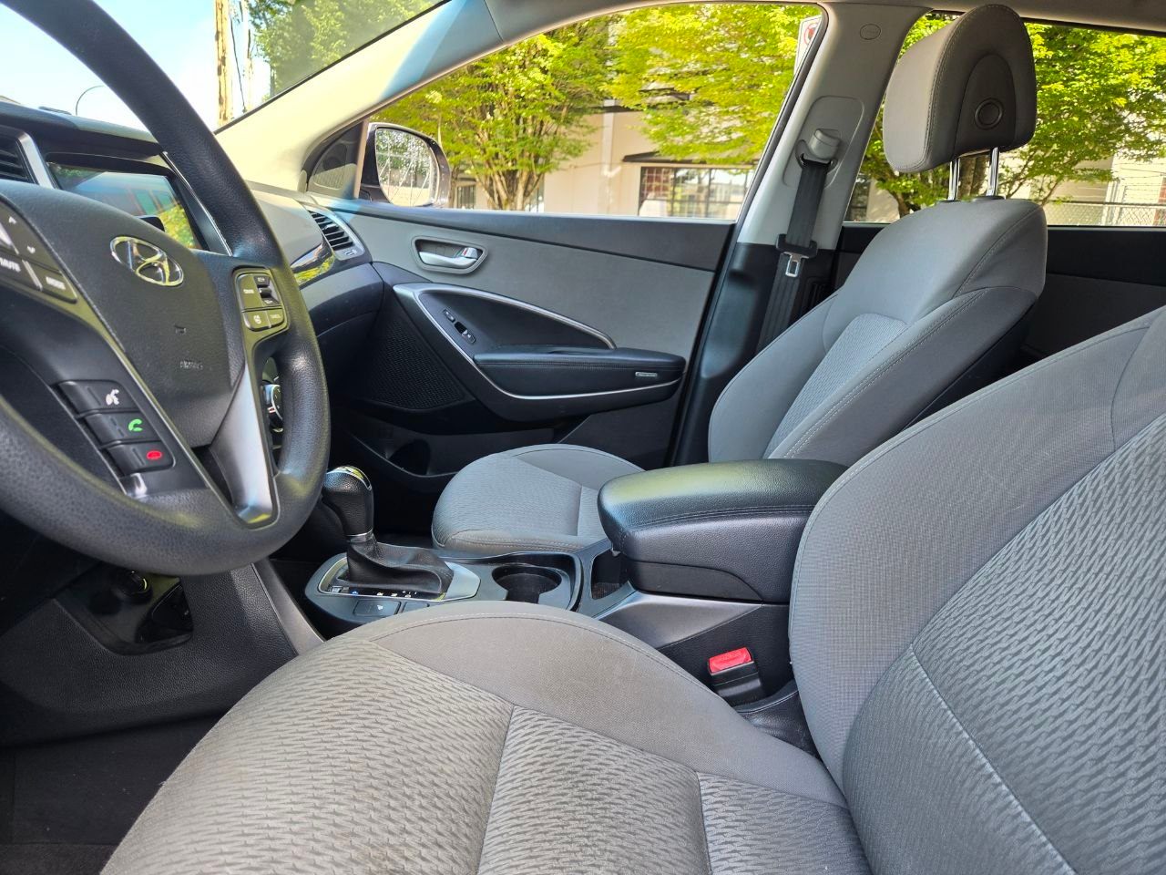 /alphaautoaccessltd/2016-Hyundai-SantaFe-20572876980972143.jpg