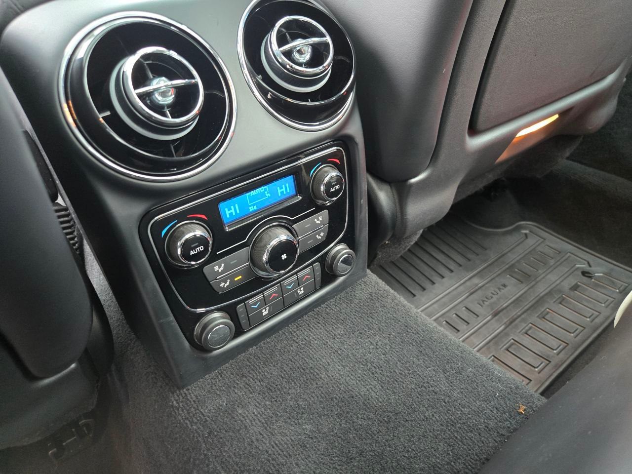 /alphaautoaccessltd/2016-Jaguar-XJ-27267328251263634.jpg