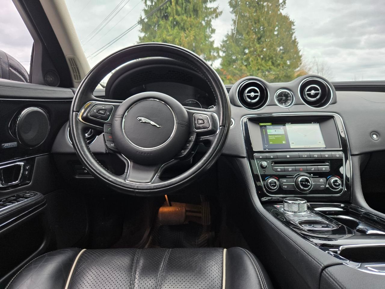 /alphaautoaccessltd/2016-Jaguar-XJ-5660336151701992.jpg