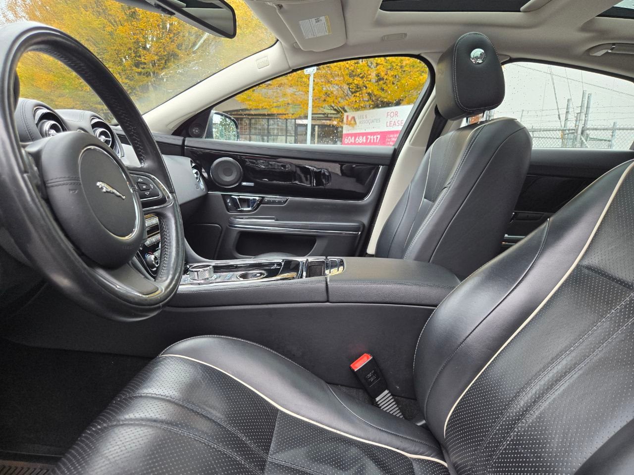 /alphaautoaccessltd/2016-Jaguar-XJ-8127596402683823.jpg