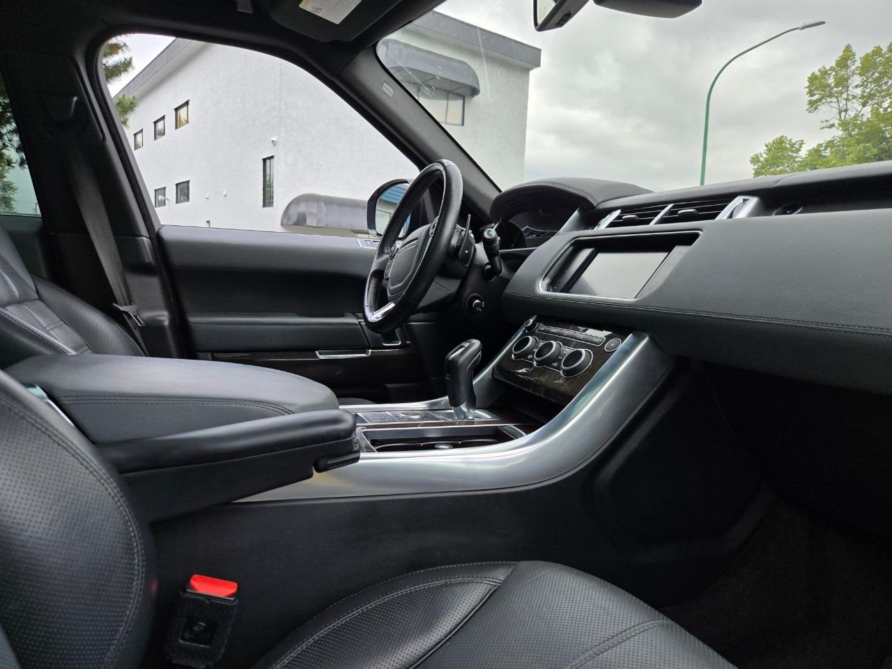 /alphaautoaccessltd/2016-LandRover-RangeRover-34344696750738213.jpg