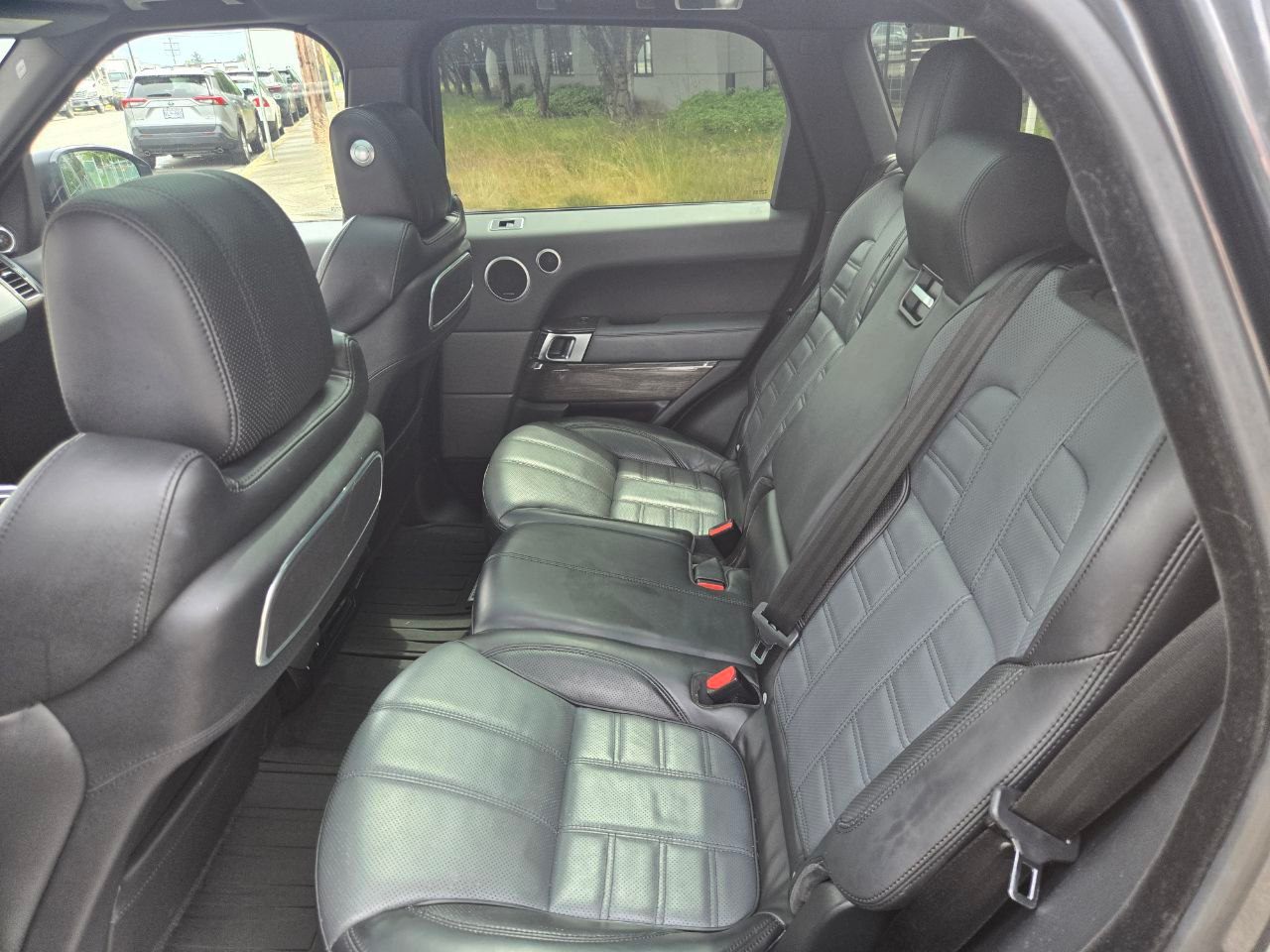 /alphaautoaccessltd/2016-LandRover-RangeRover-35035613757335216.jpg