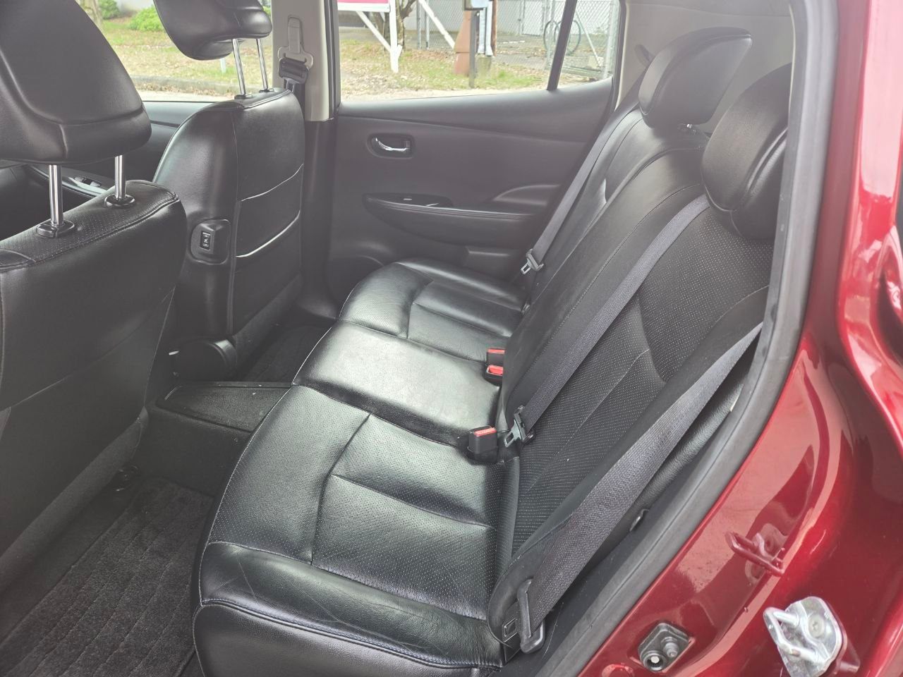 /alphaautoaccessltd/2016-Nissan-Leaf-8186851071138068.jpg