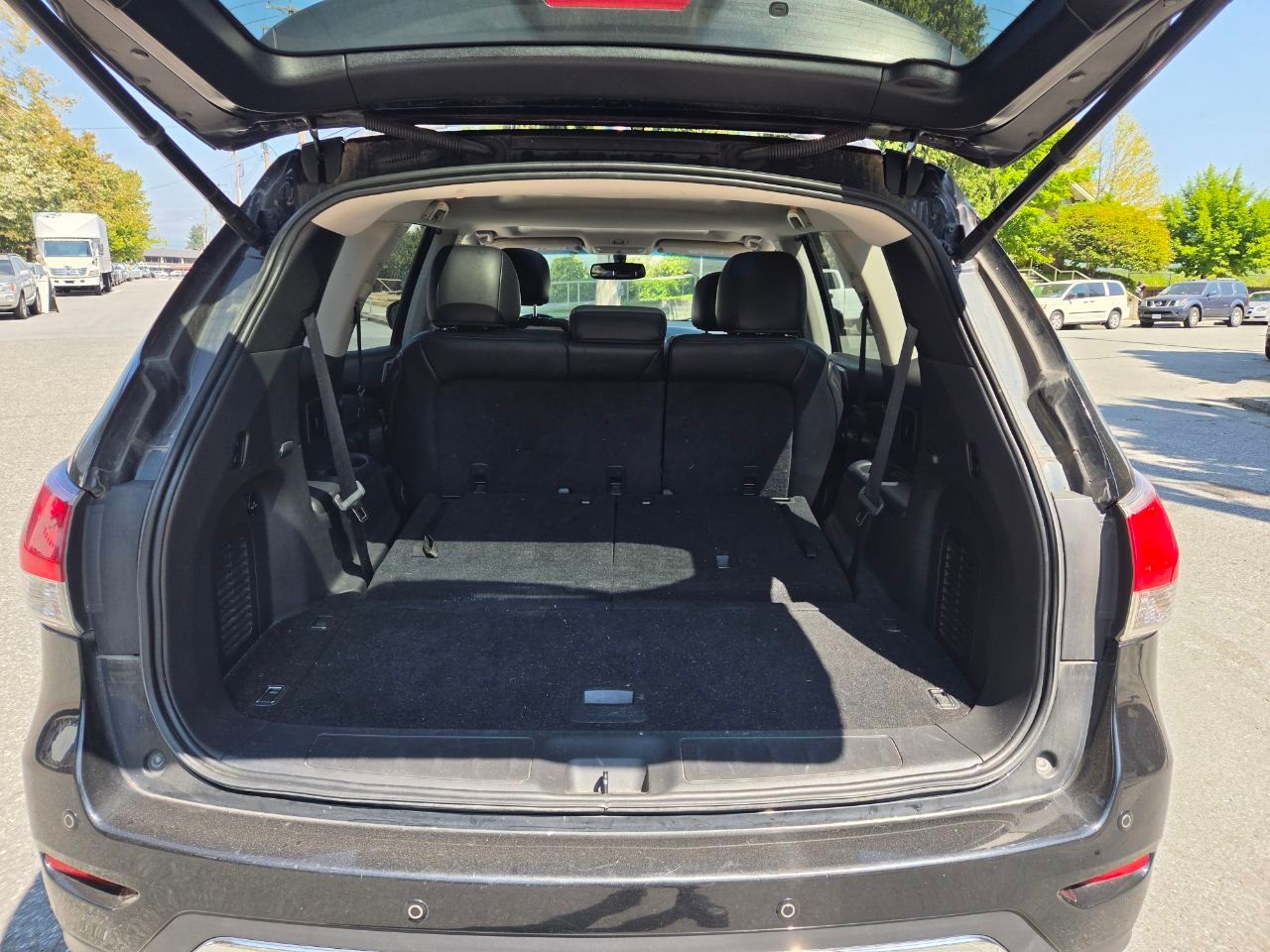/alphaautoaccessltd/2016-Nissan-Pathfinder-5107177405194236.jpg