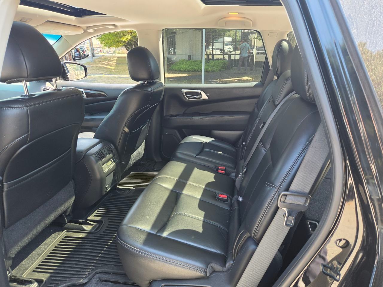 /alphaautoaccessltd/2016-Nissan-Pathfinder-7097547855761324.jpg