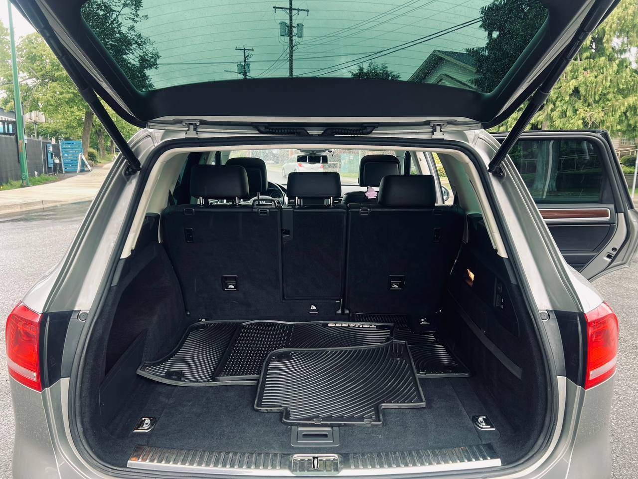 /alphaautoaccessltd/2016-Volkswagen-Touareg-9069212368834583.jpg