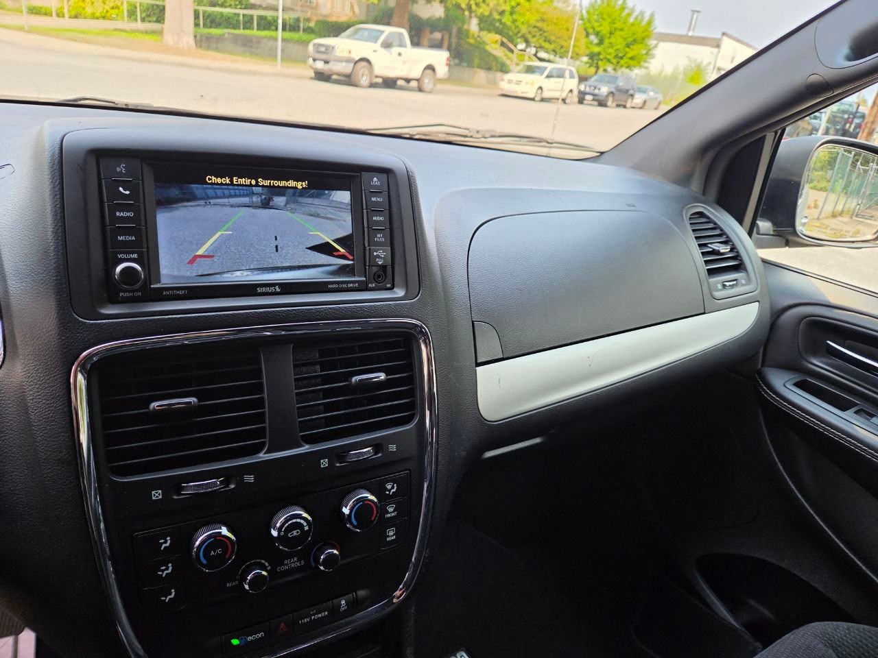 /alphaautoaccessltd/2017-Dodge-GrandCaravan-6867605114310911.jpg