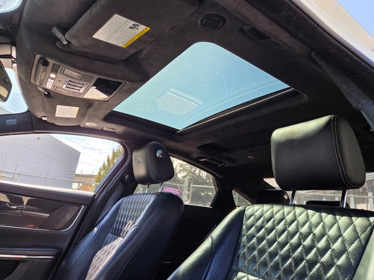 /alphaautoaccessltd/2017-Jaguar-XJ-21633608410347915.jpg