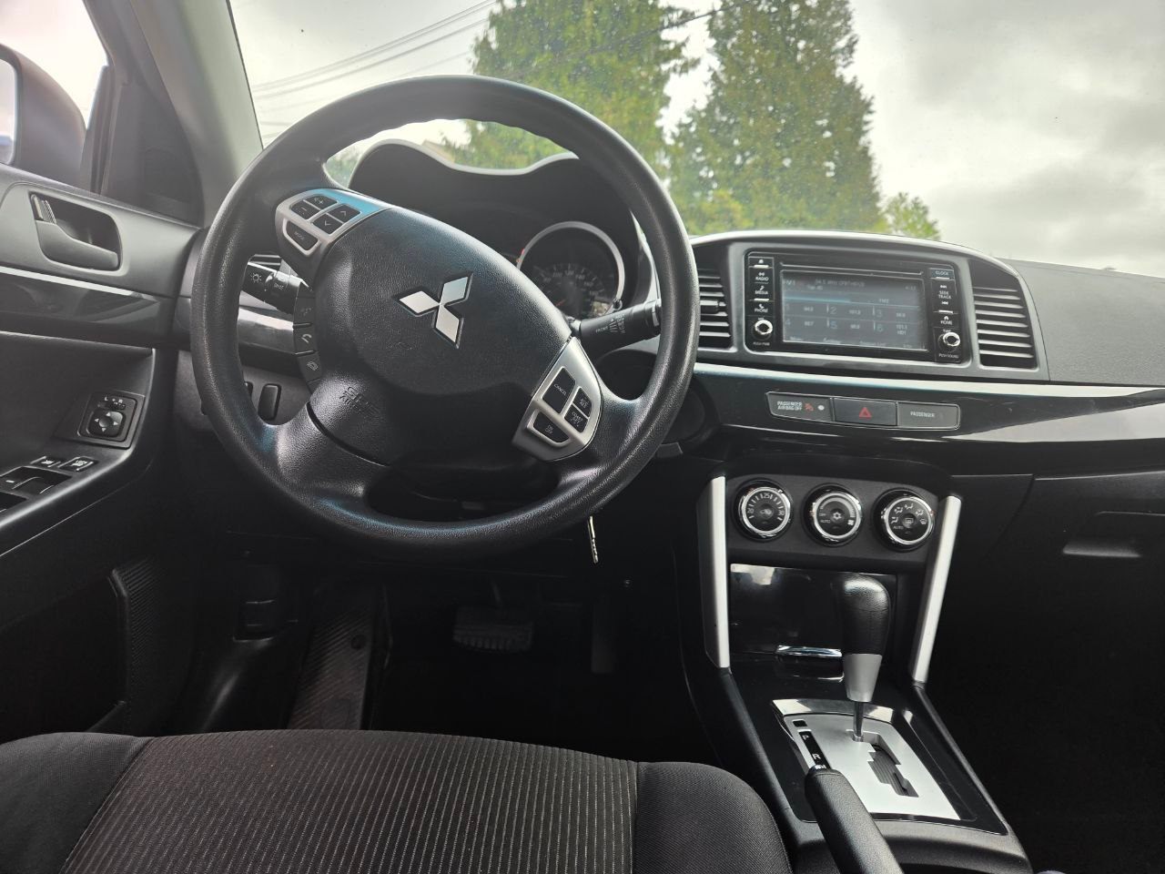 /alphaautoaccessltd/2017-Mitsubishi-Lancer-07716090651480223.jpg