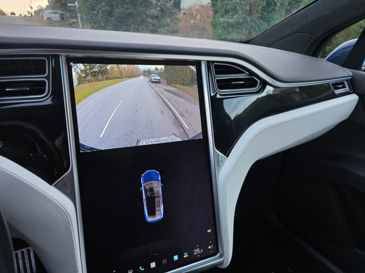 /alphaautoaccessltd/2017-Tesla-ModelX-2074886792208761.jpg