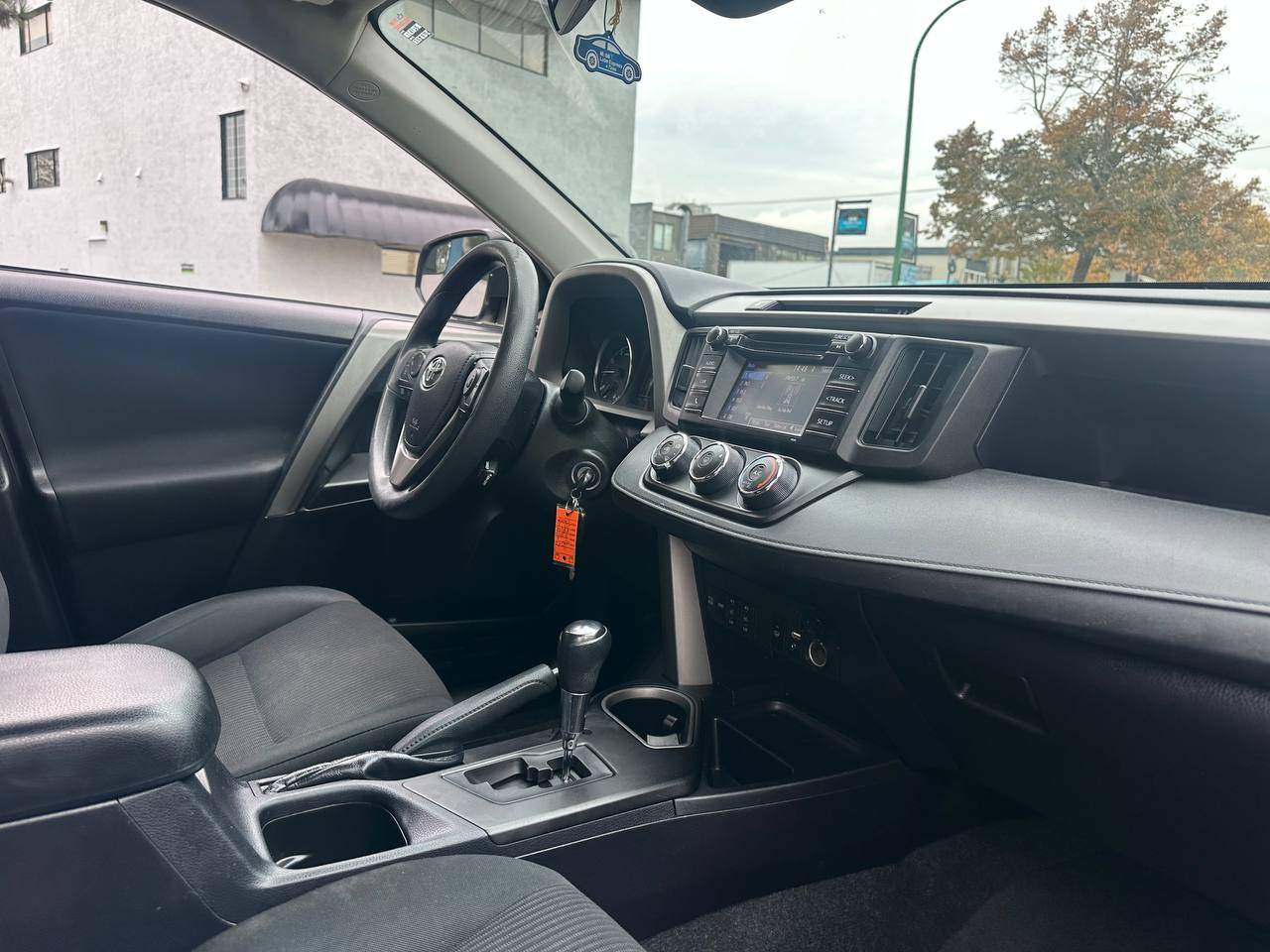 /alphaautoaccessltd/2017-Toyota-RAV4-35225058491955874.jpg
