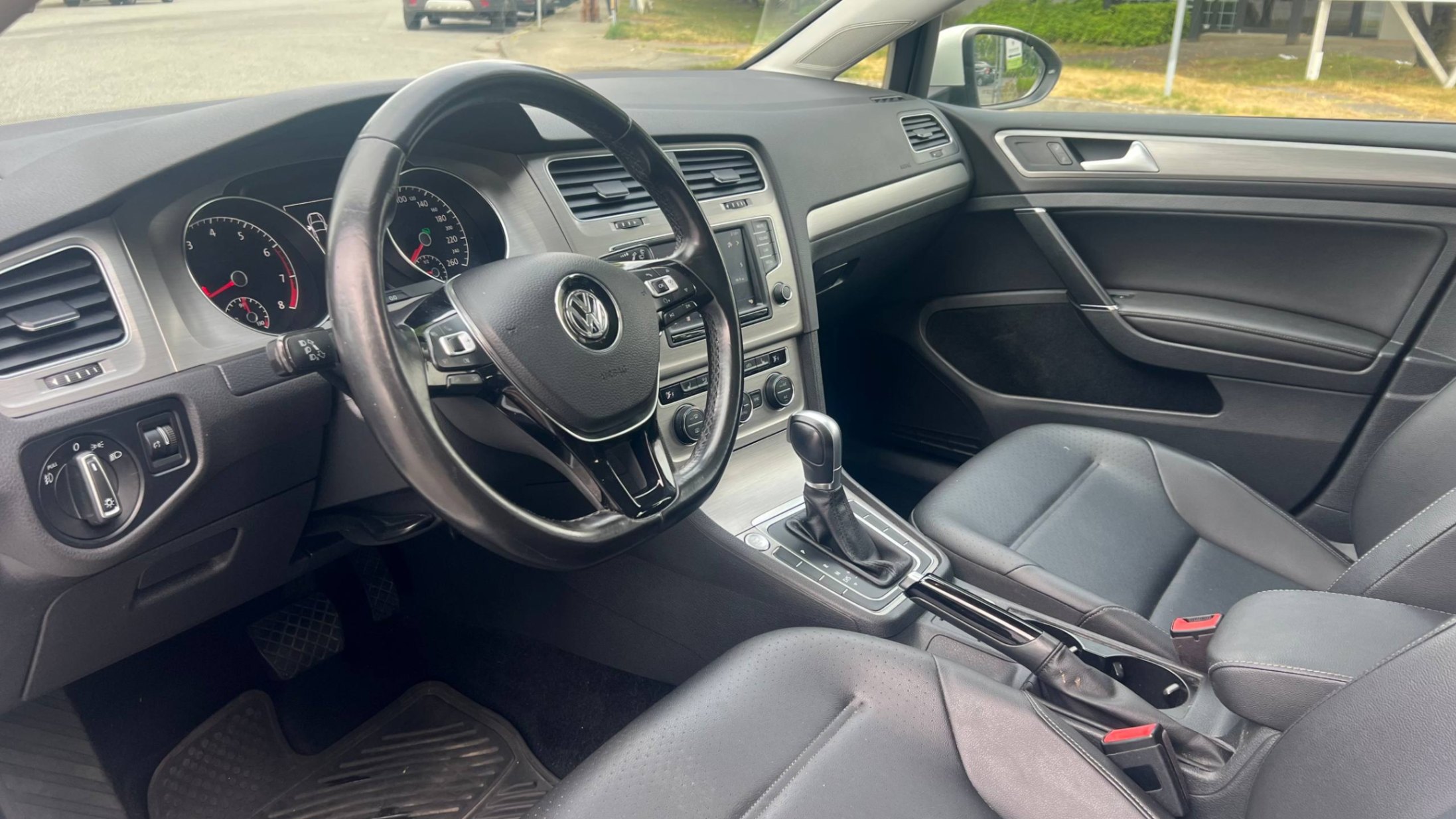 /alphaautoaccessltd/2017-Volkswagen-Golf-37968460616902777.jpg