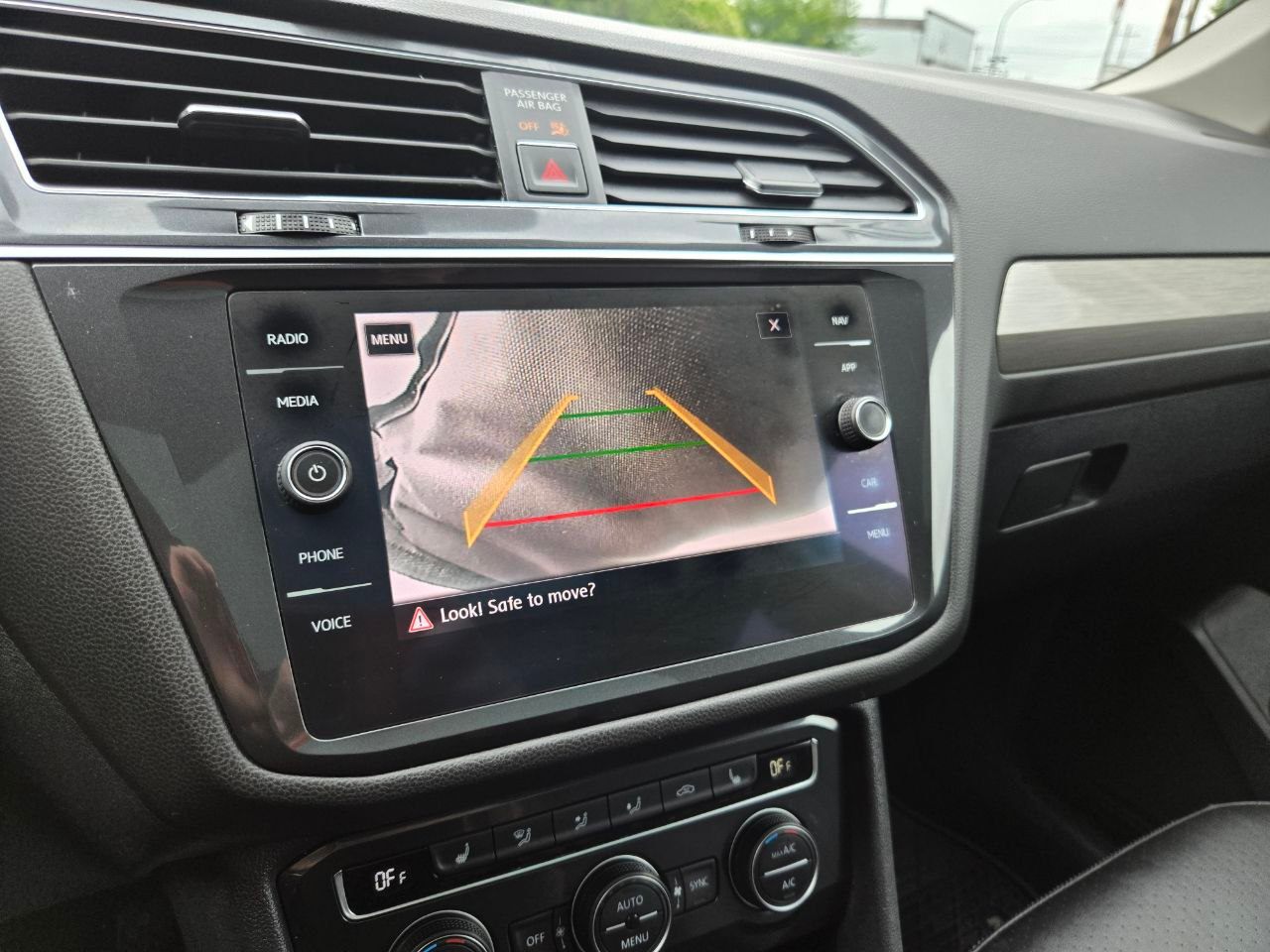 /alphaautoaccessltd/2018-Volkswagen-Tiguan-3193271998336489.jpg