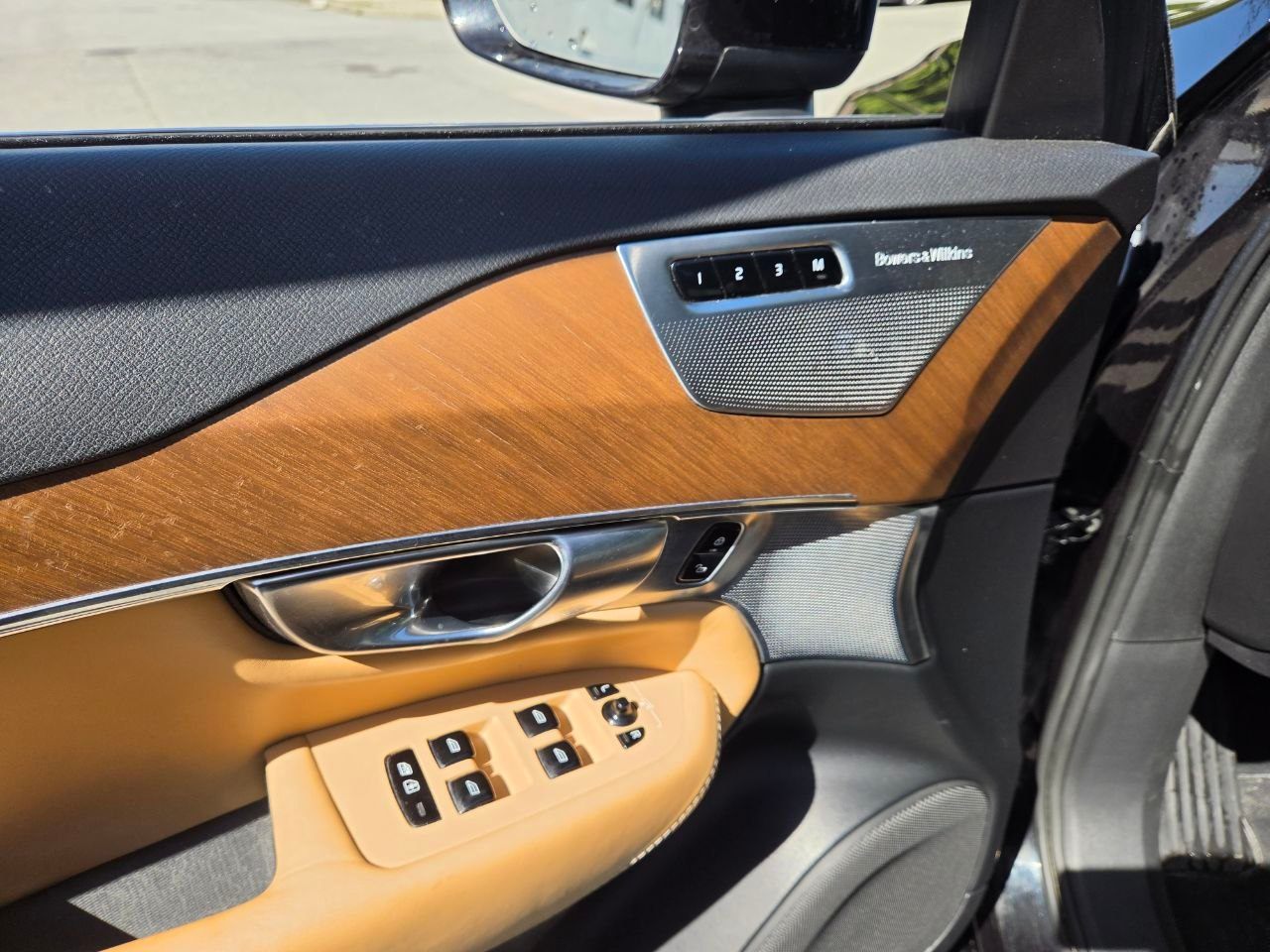 /alphaautoaccessltd/2018-Volvo-XC90-44894373925790876.jpg