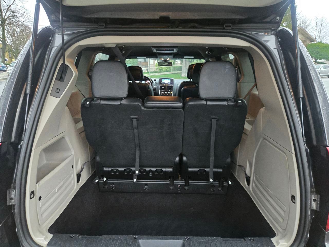 /alphaautoaccessltd/2019-Dodge-GrandCaravan-8085632397649056.jpg