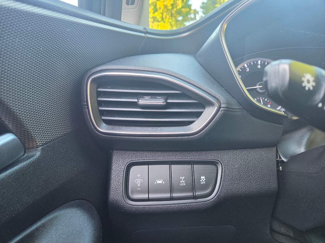 /alphaautoaccessltd/2019-Hyundai-SantaFe-7086547869895383.jpg