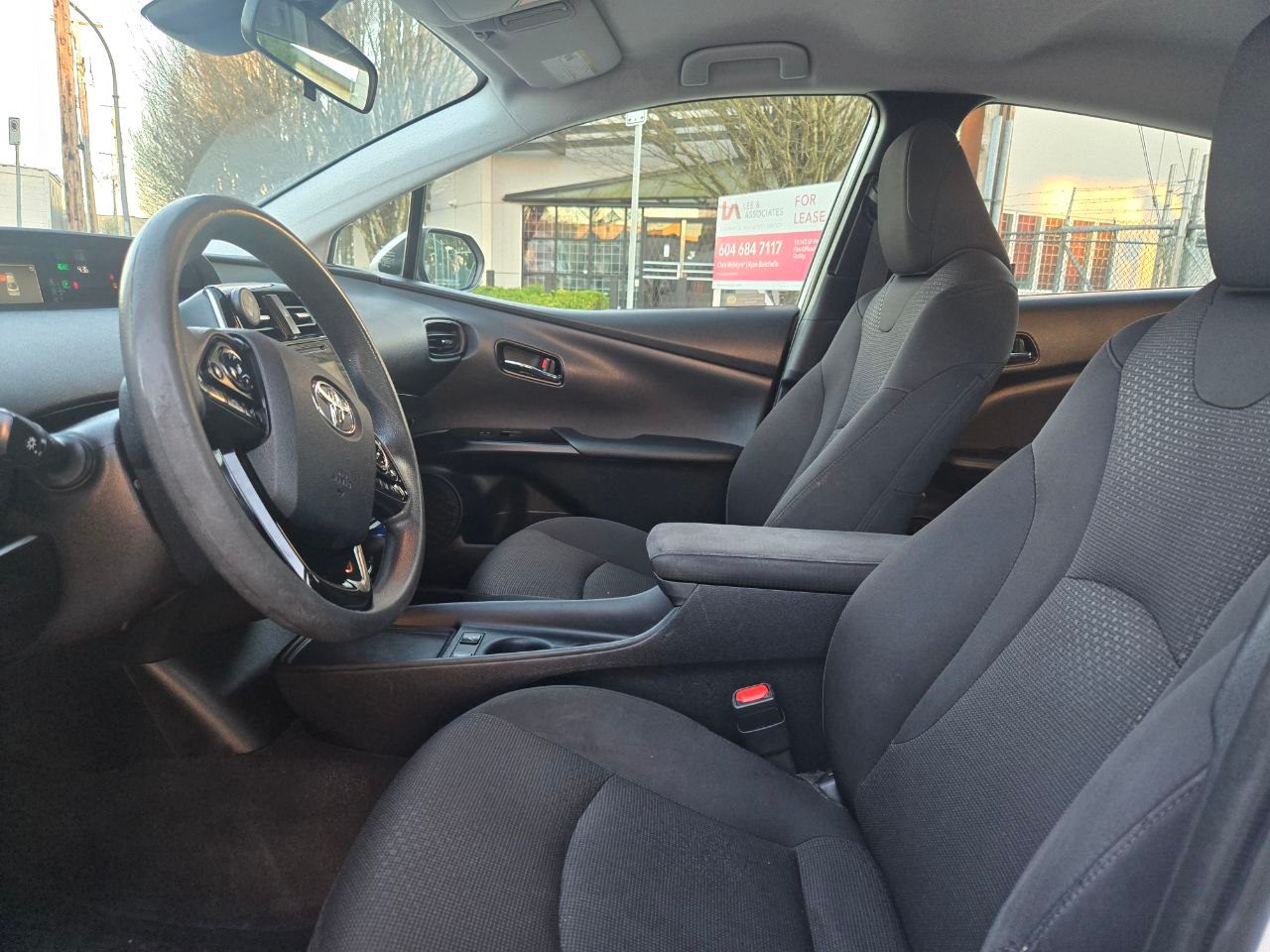 /alphaautoaccessltd/2019-Toyota-Prius-01888938092480541.jpg