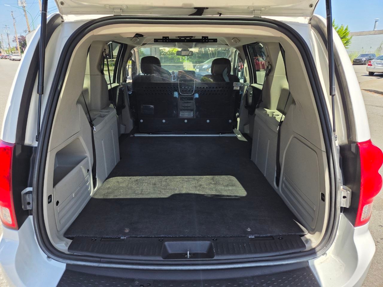 /alphaautoaccessltd/2020-Dodge-GrandCaravan-8025543486852775.jpg