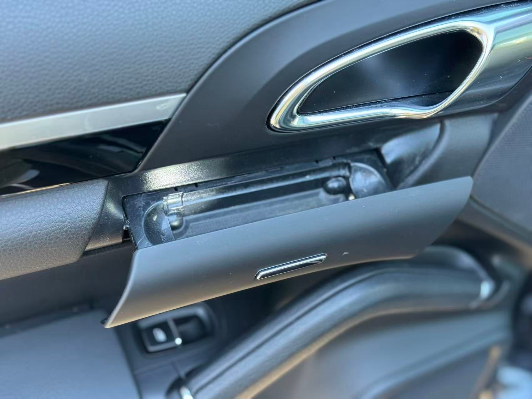 /anycarmotor/2015-Porsche-Cayenne-02619277520018226.jpg