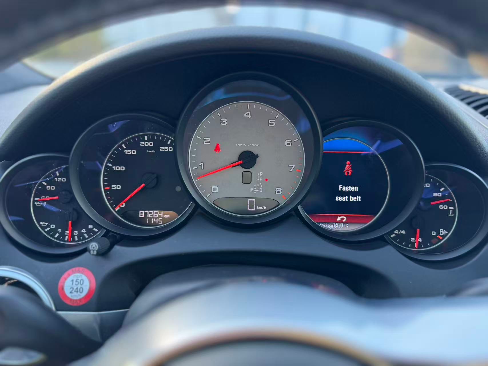 /anycarmotor/2015-Porsche-Cayenne-594337530983365.jpg