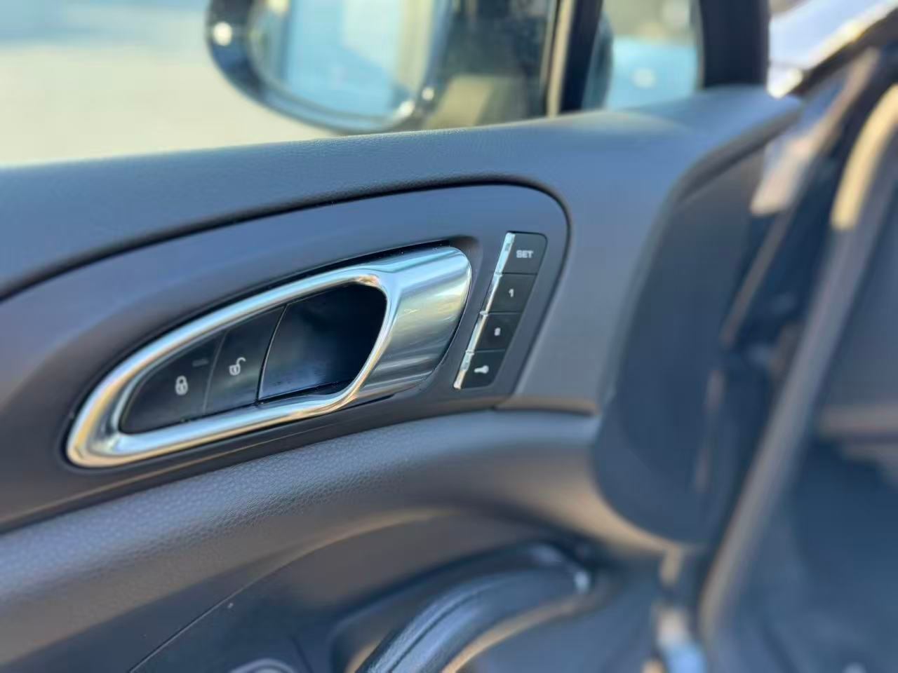 /anycarmotor/2015-Porsche-Cayenne-6942575067162937.jpg