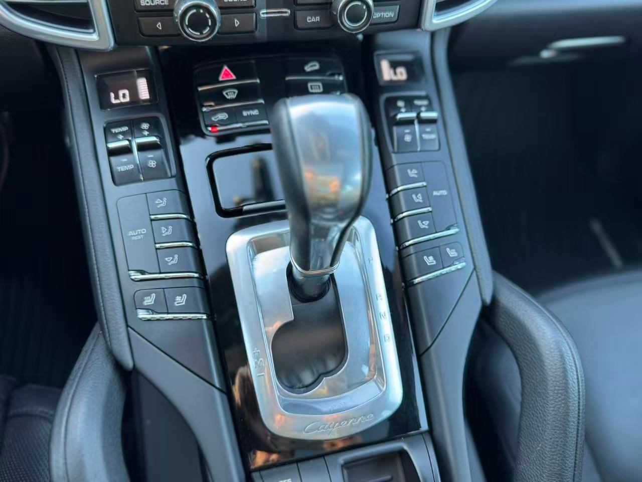 /anycarmotor/2015-Porsche-Cayenne-7838414737615378.jpg