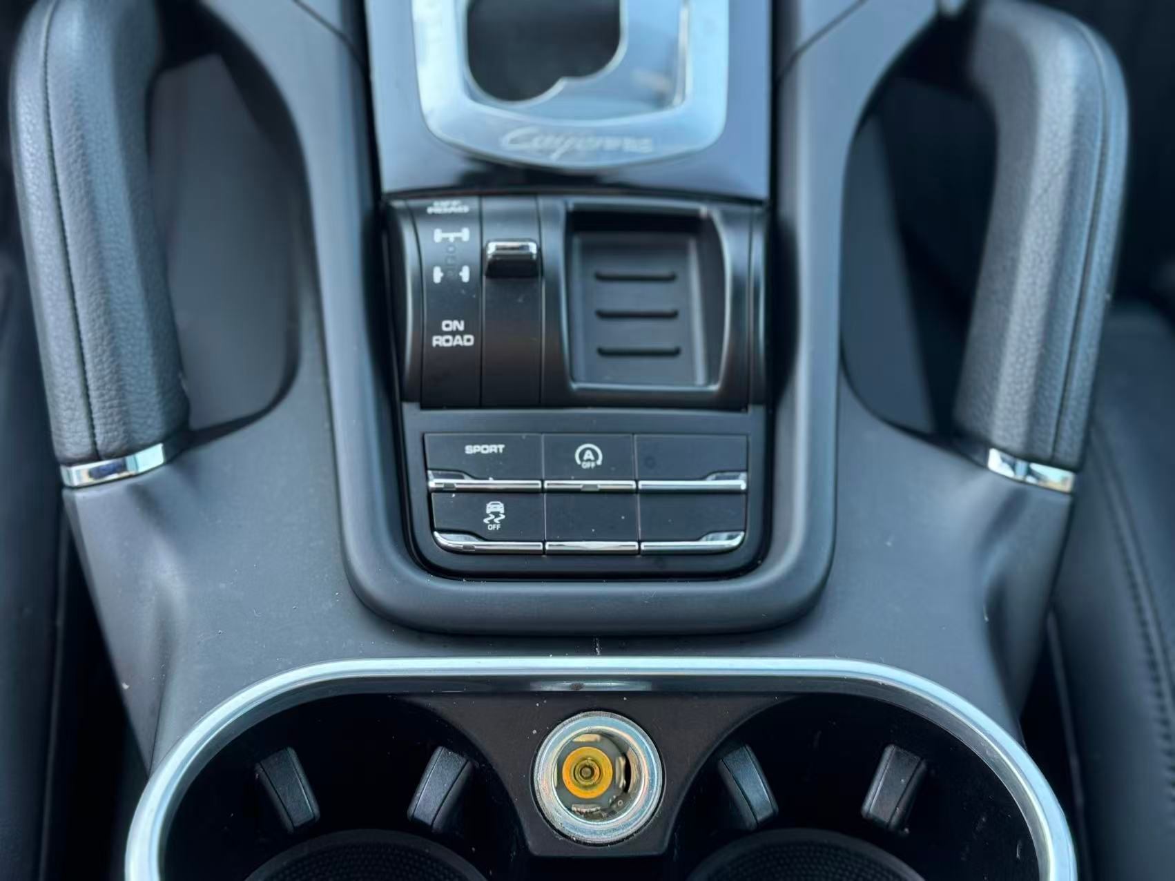/anycarmotor/2015-Porsche-Cayenne-8342159915318375.jpg