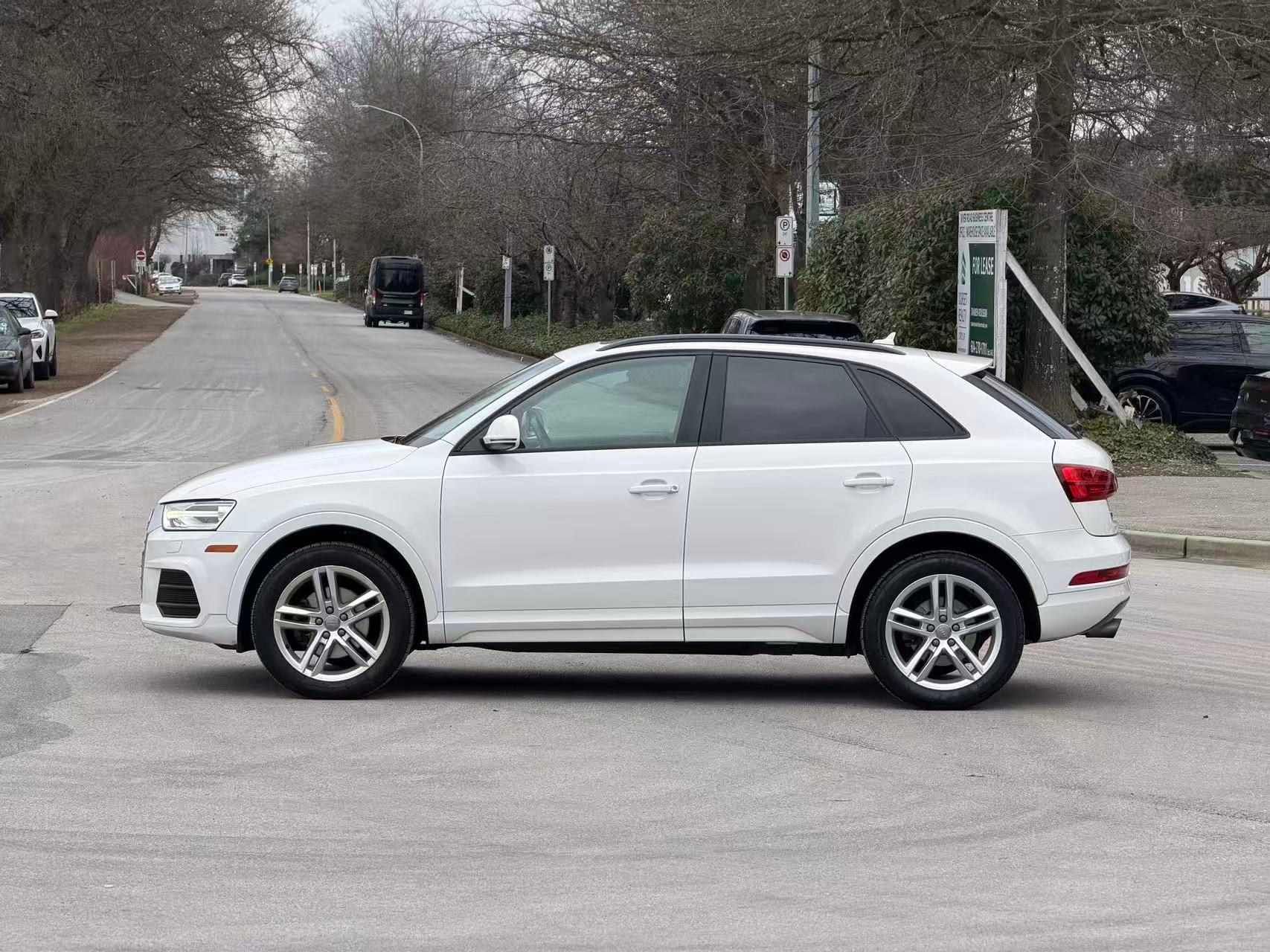 /anycarmotor/2016-Audi-Q3-17879812888492608.jpg