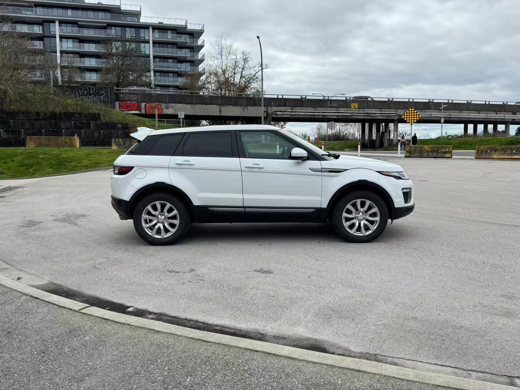 /anycarmotor/2016-LandRover-RangeRover-024557847262987487.jpg