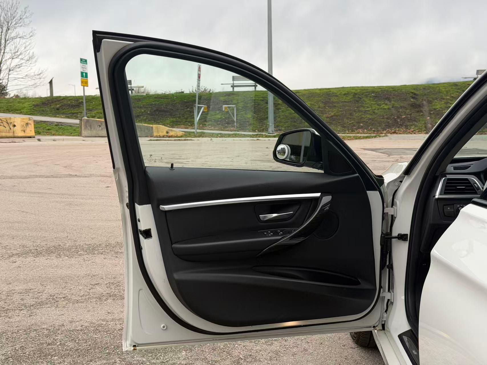 /anycarmotor/2017-BMW-3-Series-10926332441544018.jpg