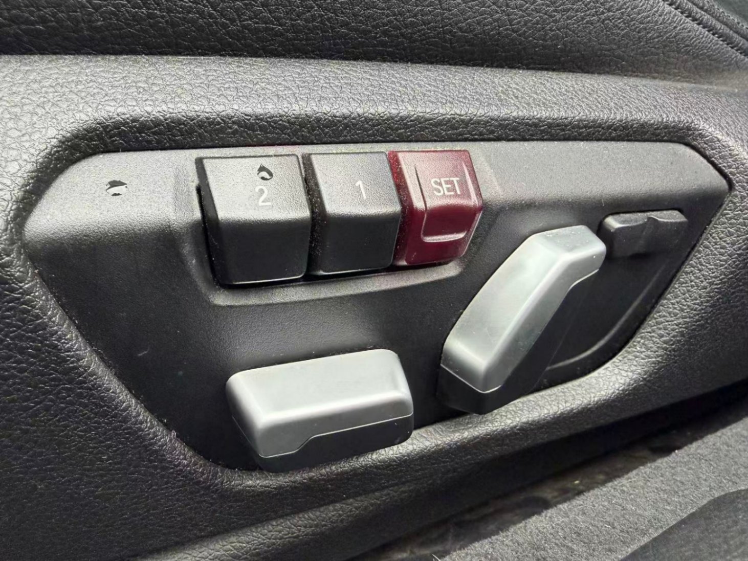 /anycarmotor/2017-BMW-3-Series-21309755764977512.jpg