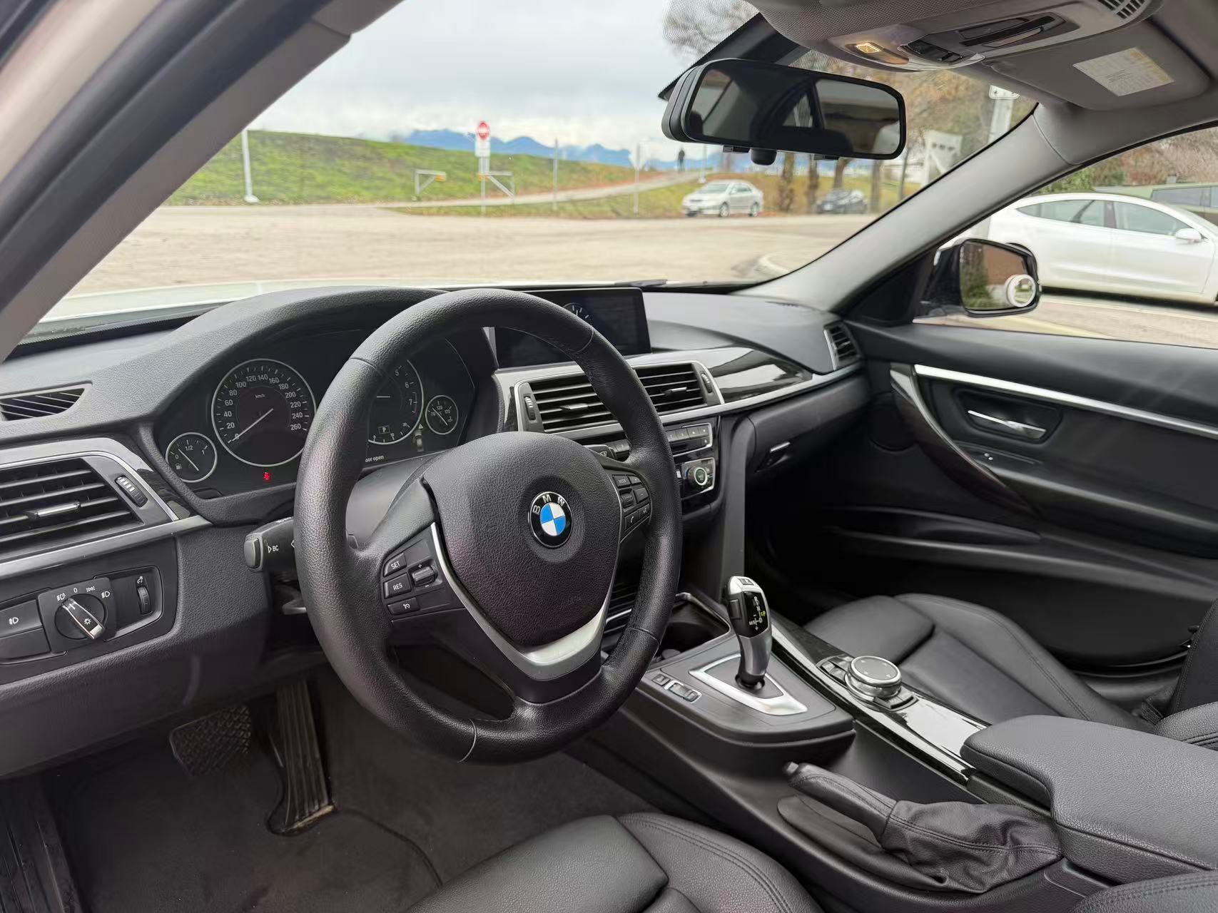 /anycarmotor/2017-BMW-3-Series-8009952885548146.jpg