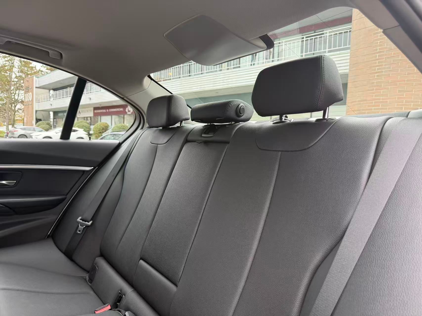 /anycarmotor/2017-BMW-3-Series-8631619103408501.jpg