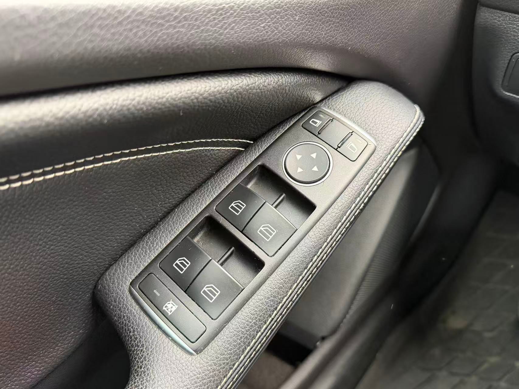 /anycarmotor/2018-Mercedes-Benz-GL-Class-02055745528987396.jpg