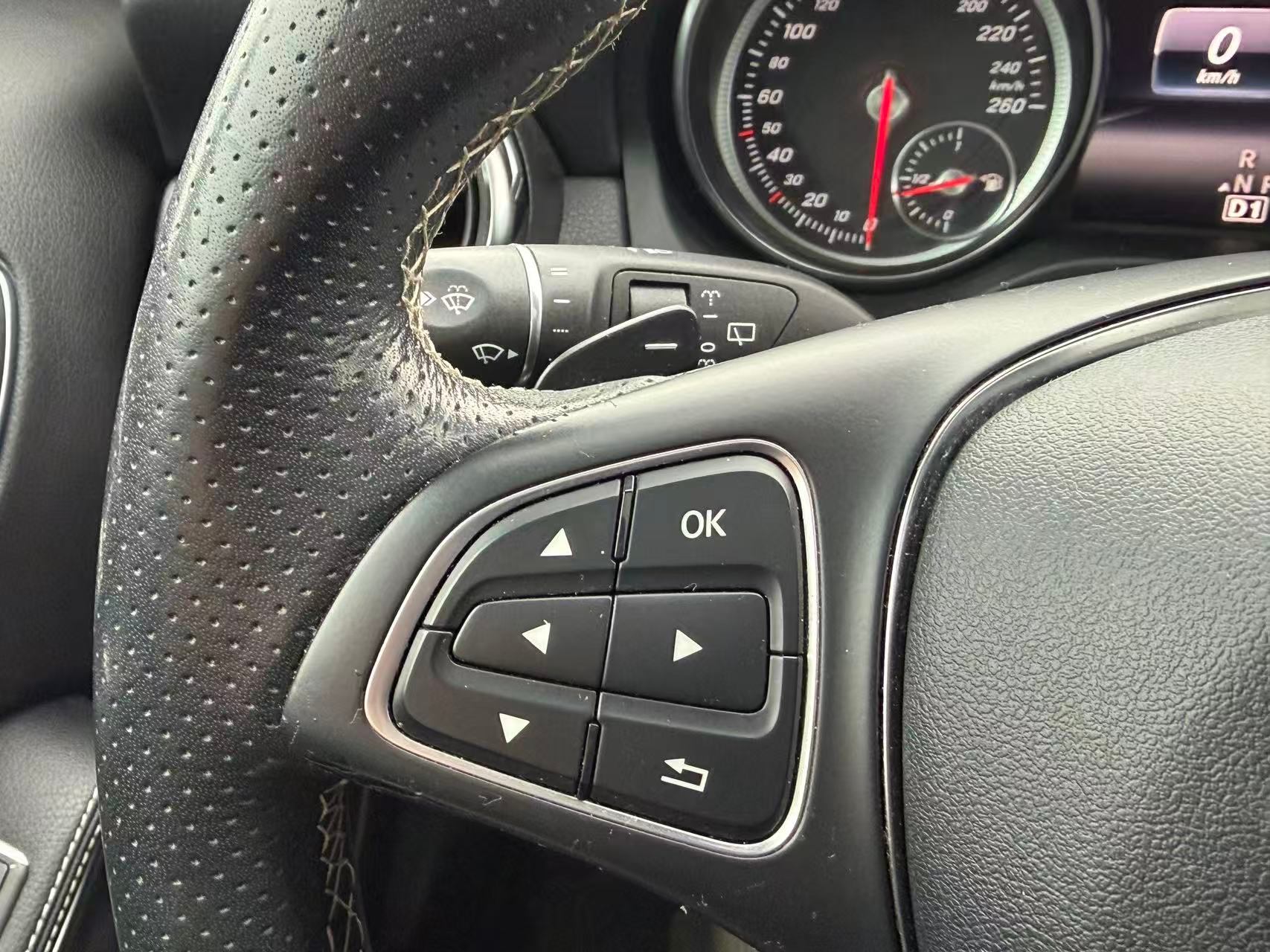 /anycarmotor/2018-Mercedes-Benz-GL-Class-8707098793409285.jpg