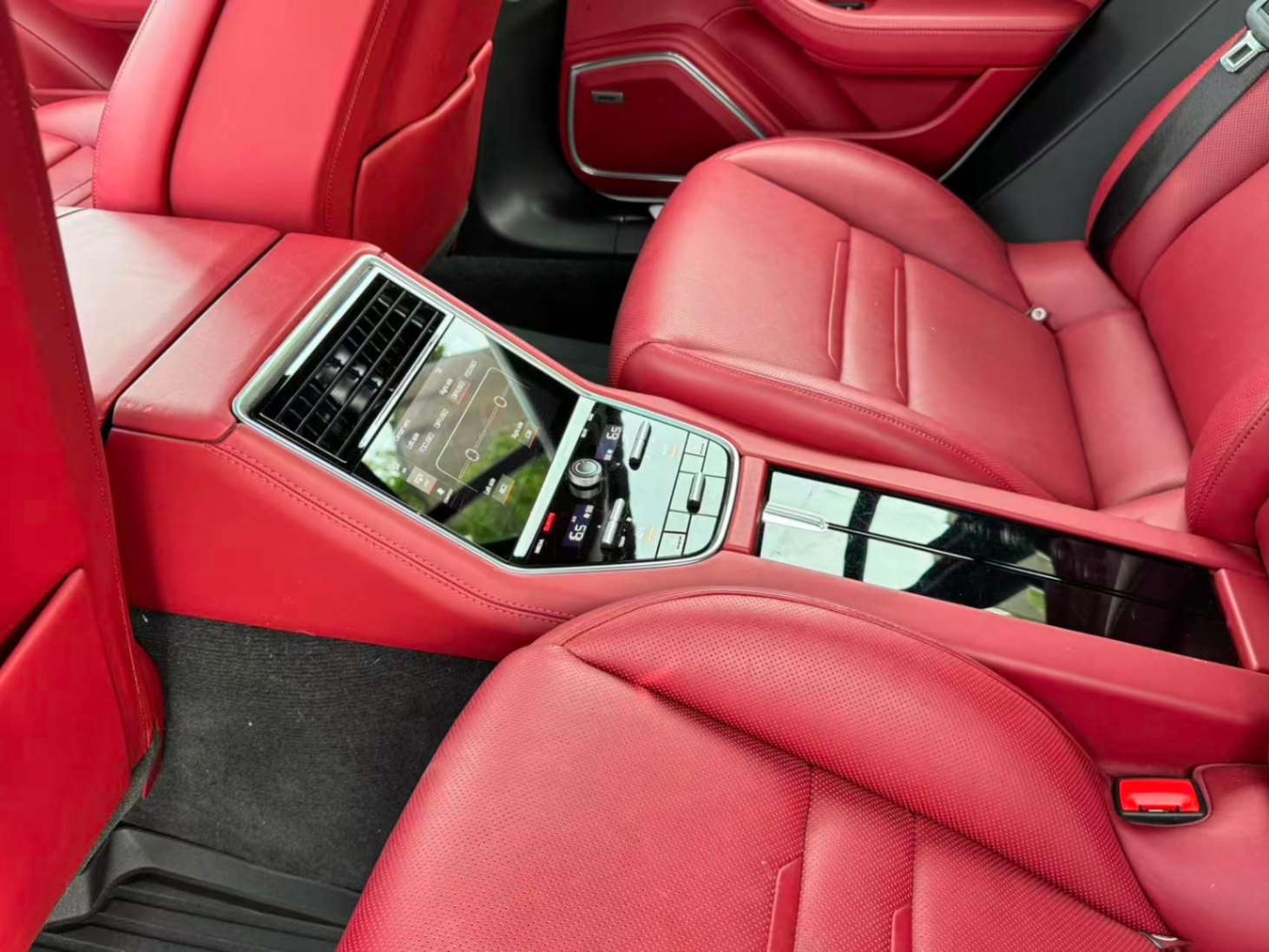 /anycarmotor/2018-Porsche-Panamera-2418796158386174.jpg
