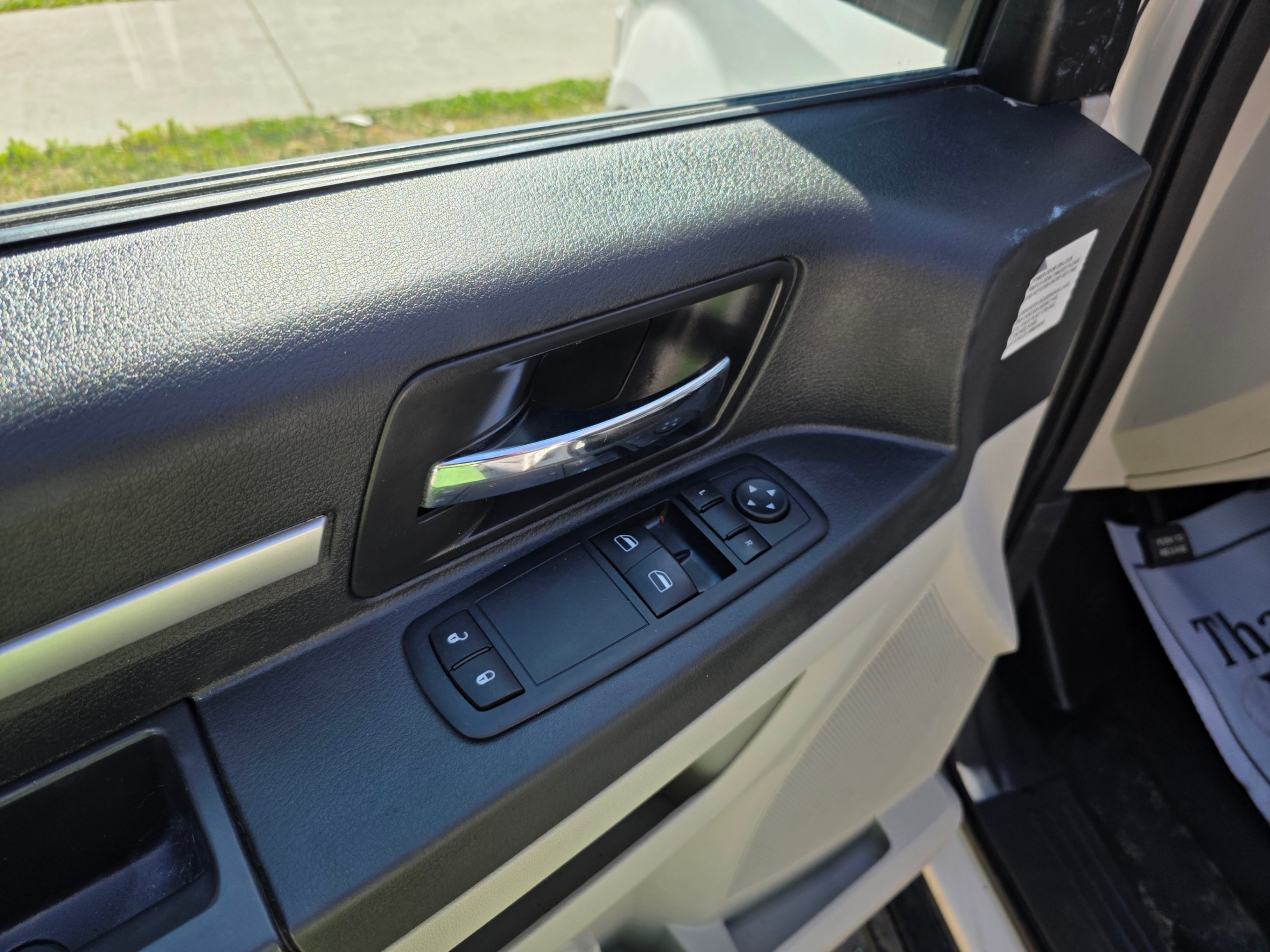 /artaautosales/2010-Dodge-GrandCaravan-5789923129756818.jpg