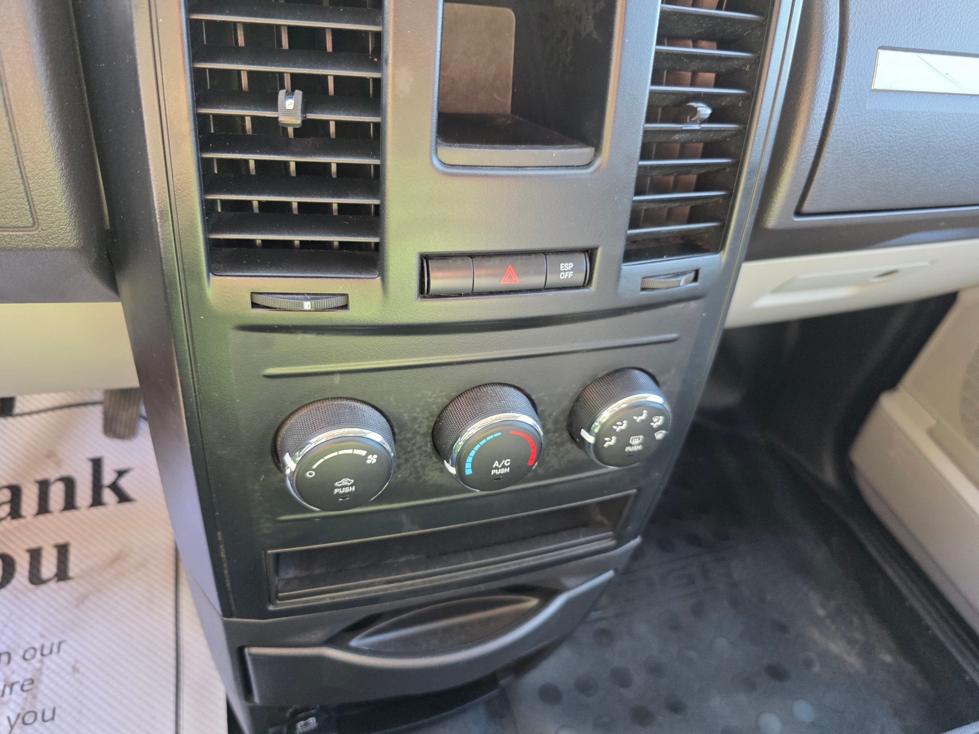 /artaautosales/2010-Dodge-GrandCaravan-6428561050178401.jpg