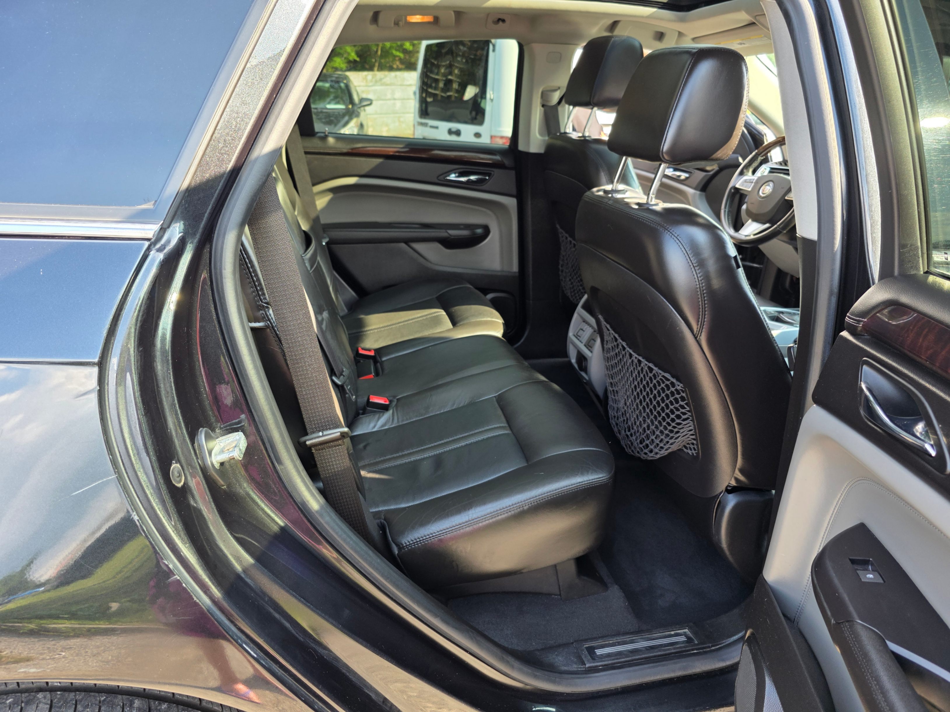/artaautosales/2011-Cadillac-SRX-13032380626392248.jpg