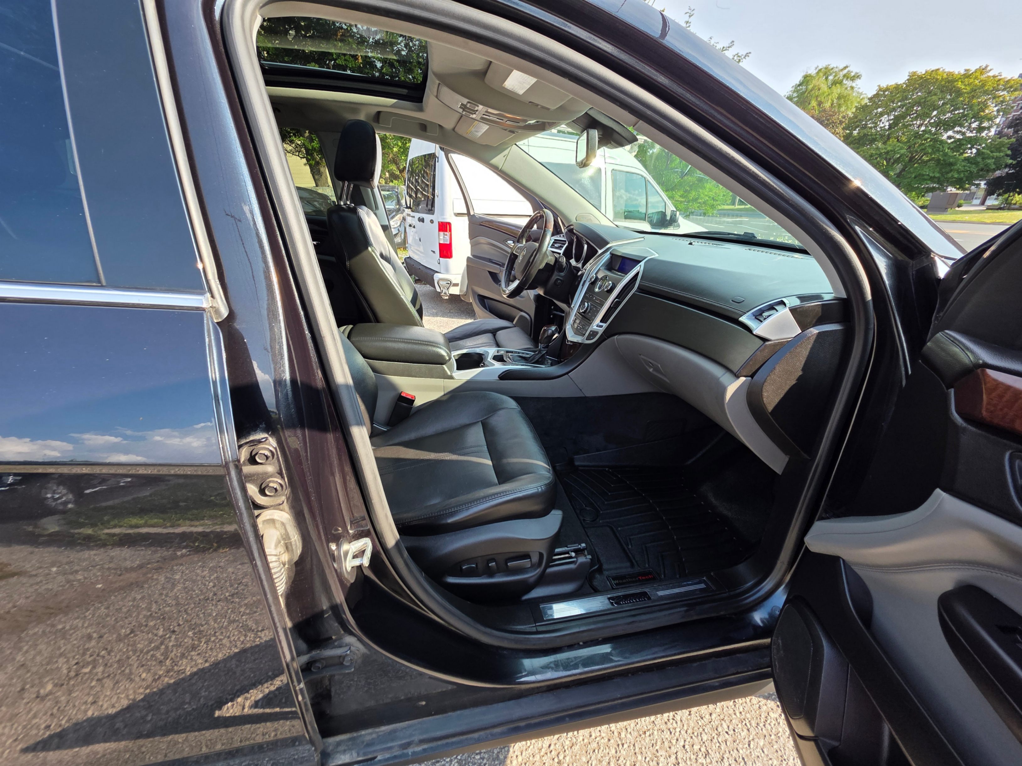 /artaautosales/2011-Cadillac-SRX-17018246352218425.jpg