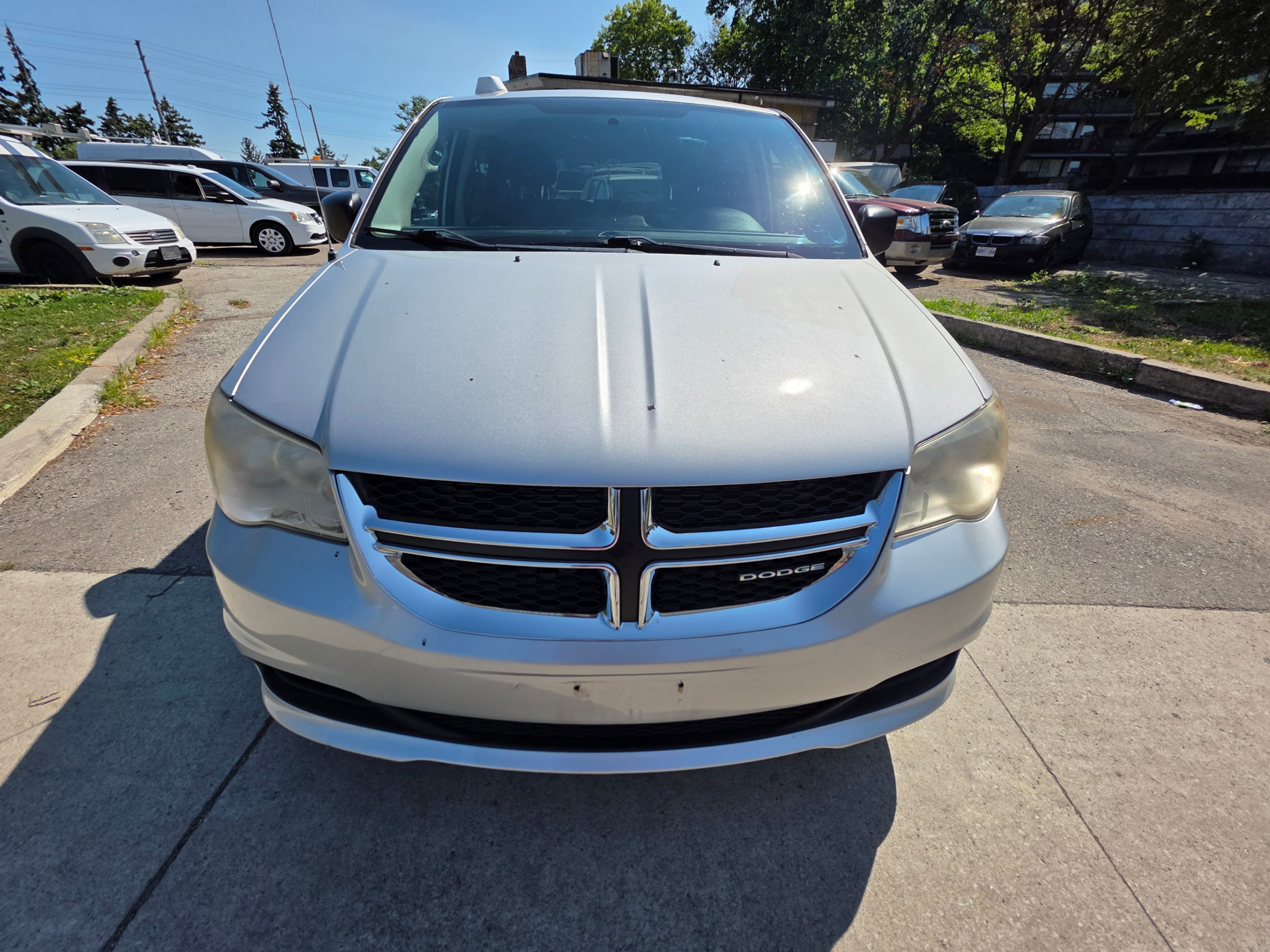 /artaautosales/2011-Dodge-GrandCaravan-6199533621773301.jpg