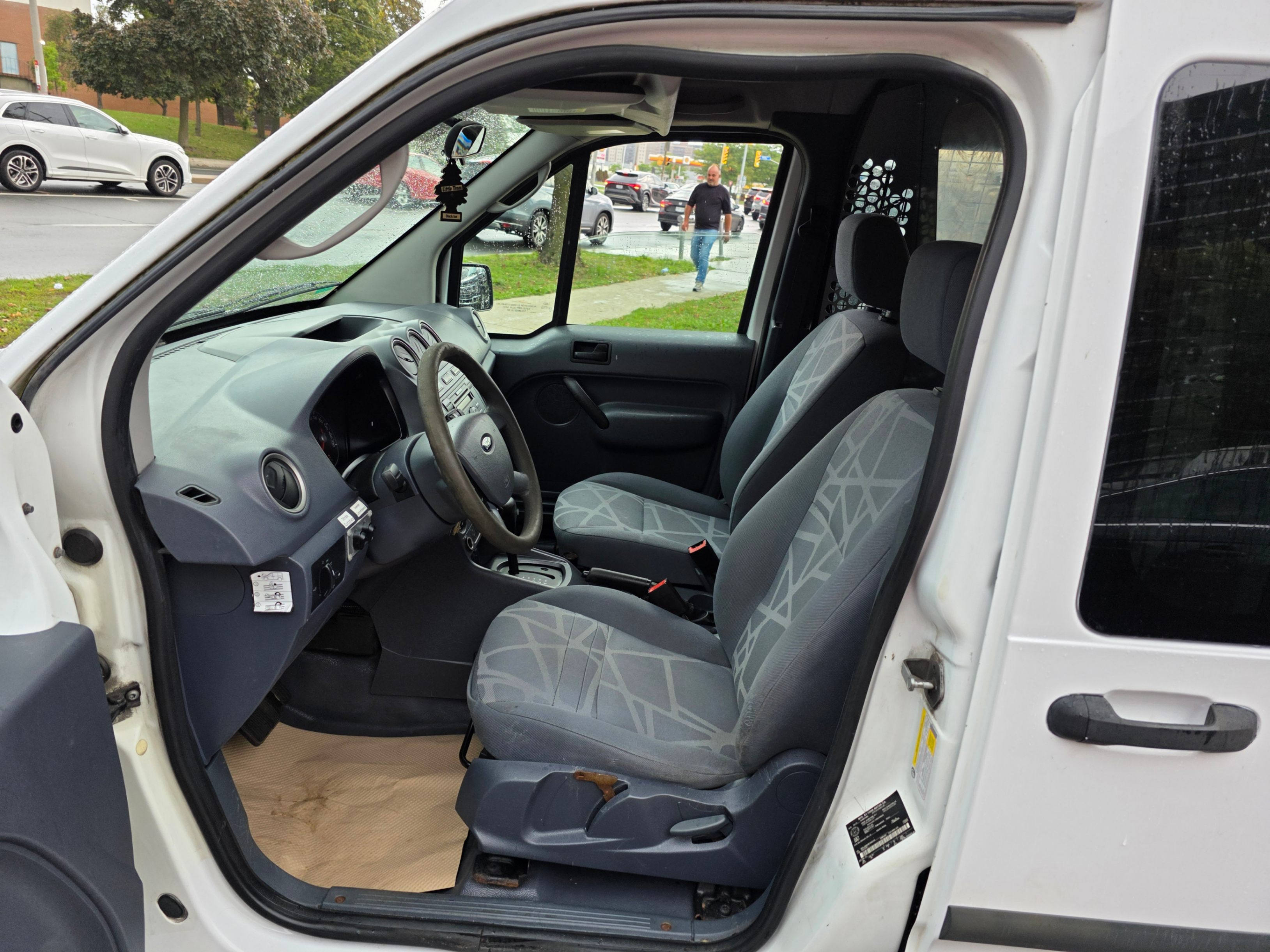 /artaautosales/2011-Ford-TransitConnect-09393664895658183.jpg
