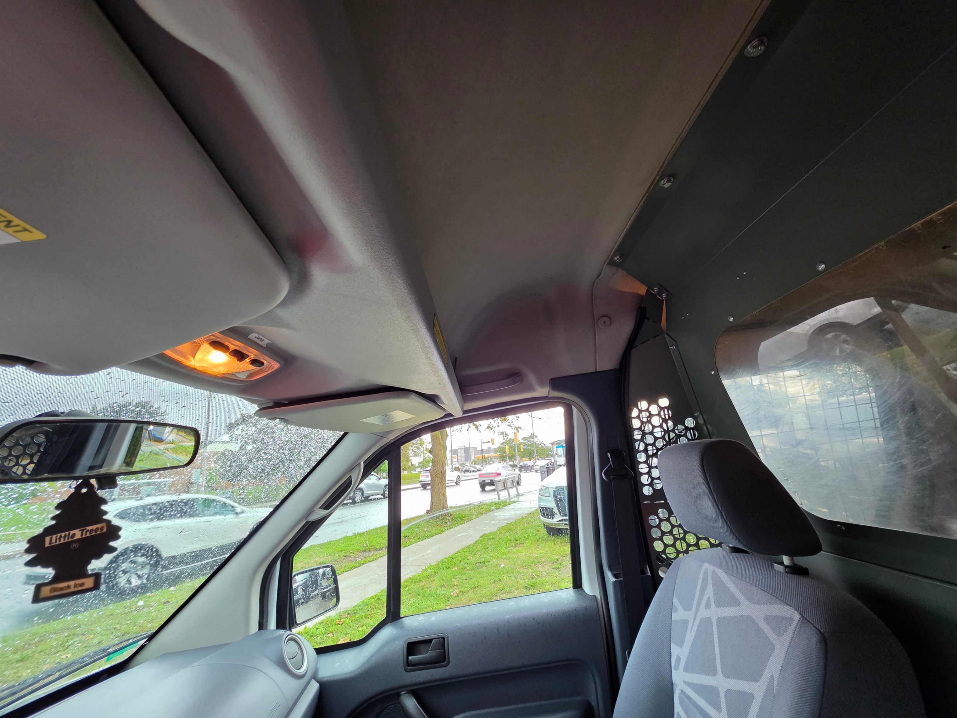 /artaautosales/2011-Ford-TransitConnect-24109252885800392.jpg