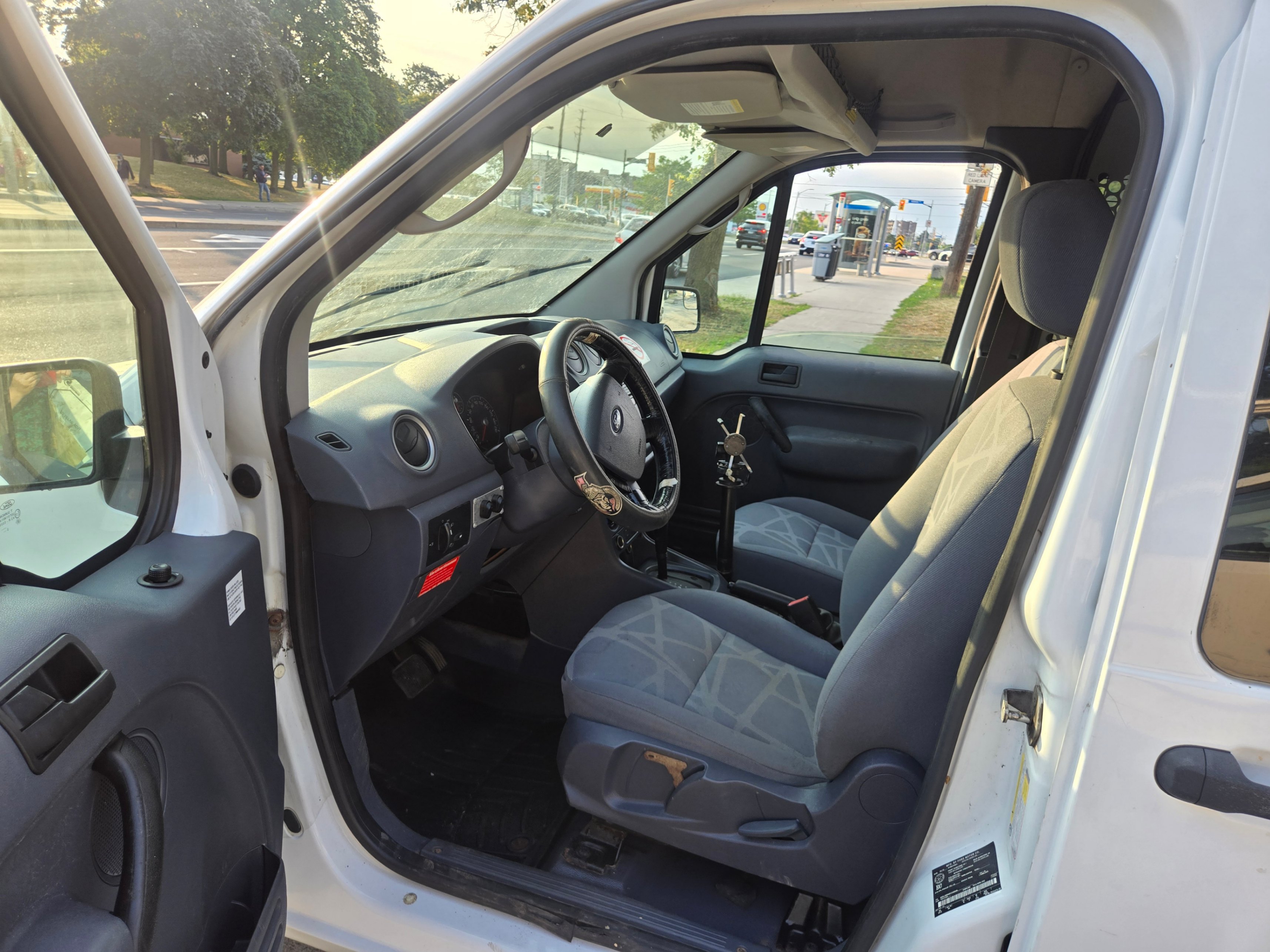 /artaautosales/2011-Ford-TransitConnect-6388091019362625.jpg
