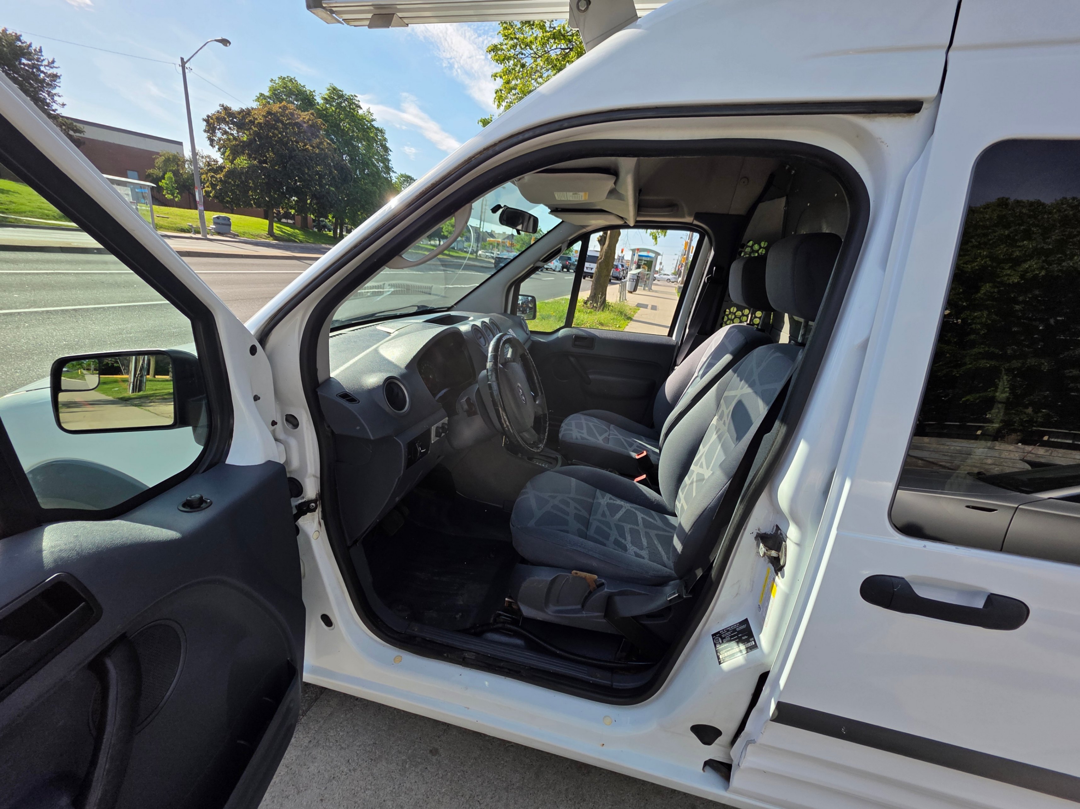 /artaautosales/2011-Ford-TransitConnect-6891889718304465.jpg