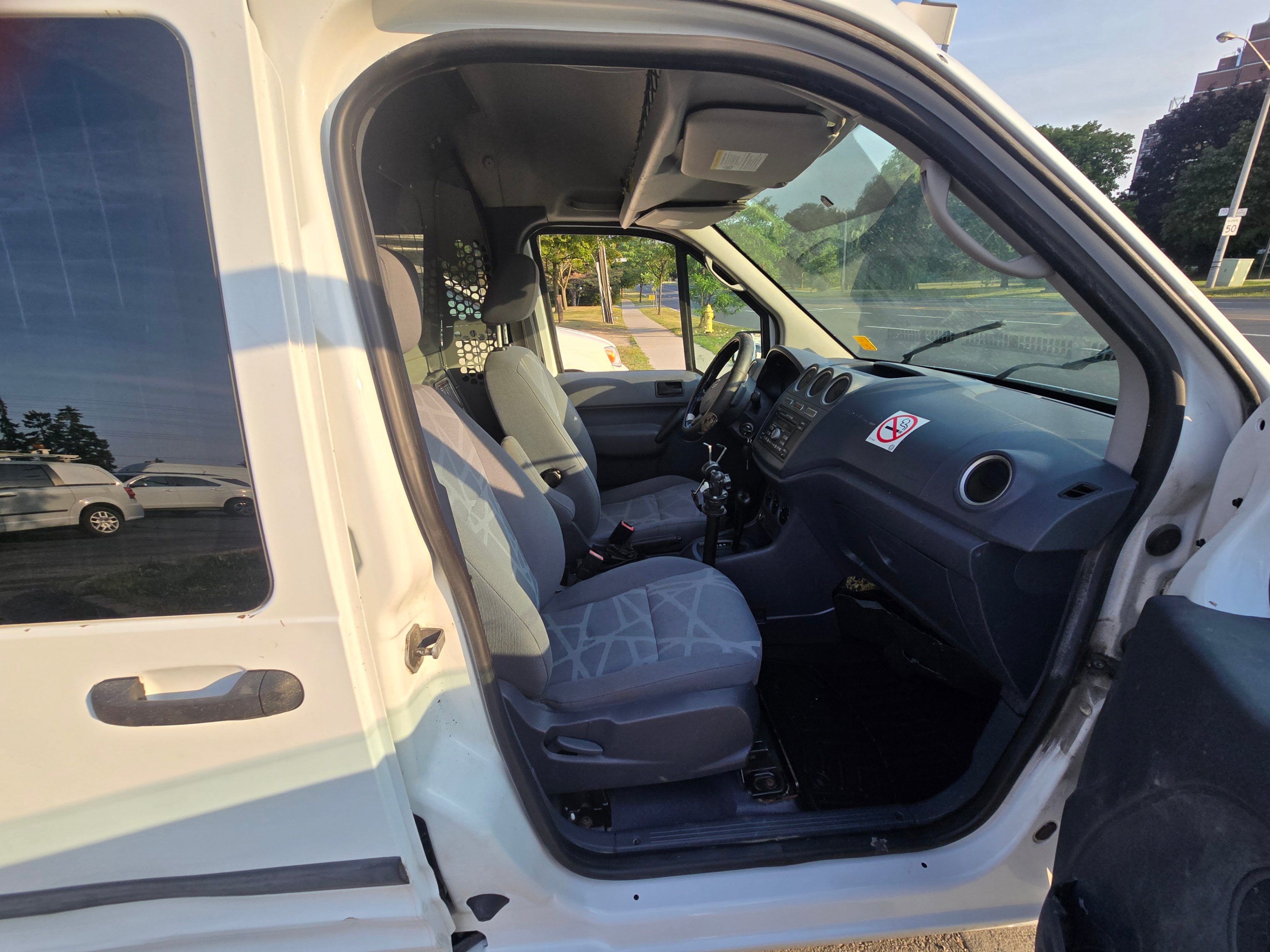/artaautosales/2011-Ford-TransitConnect-7431742966355175.jpg