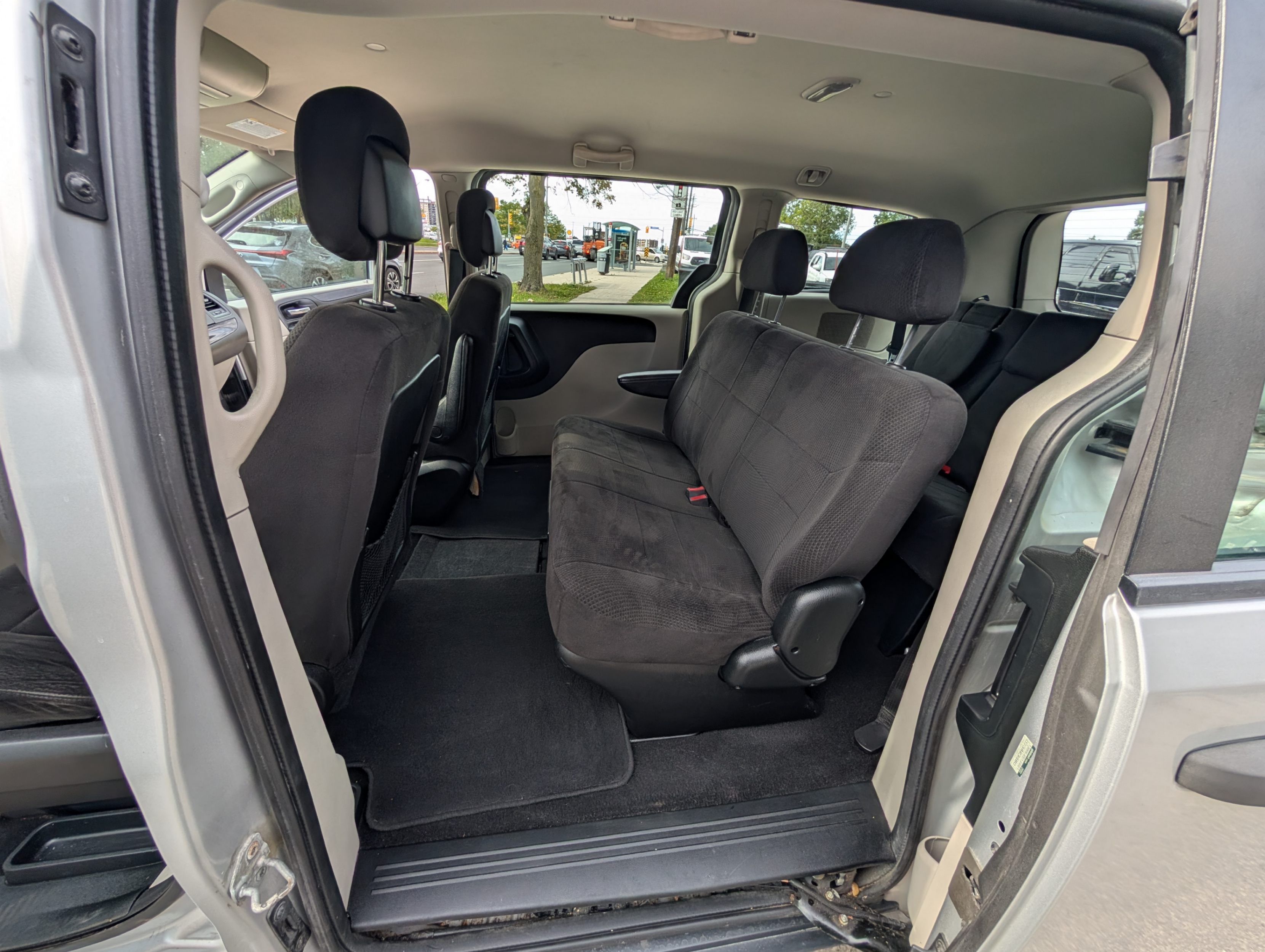 /artaautosales/2012-Dodge-GrandCaravan-9683870143442919.jpg
