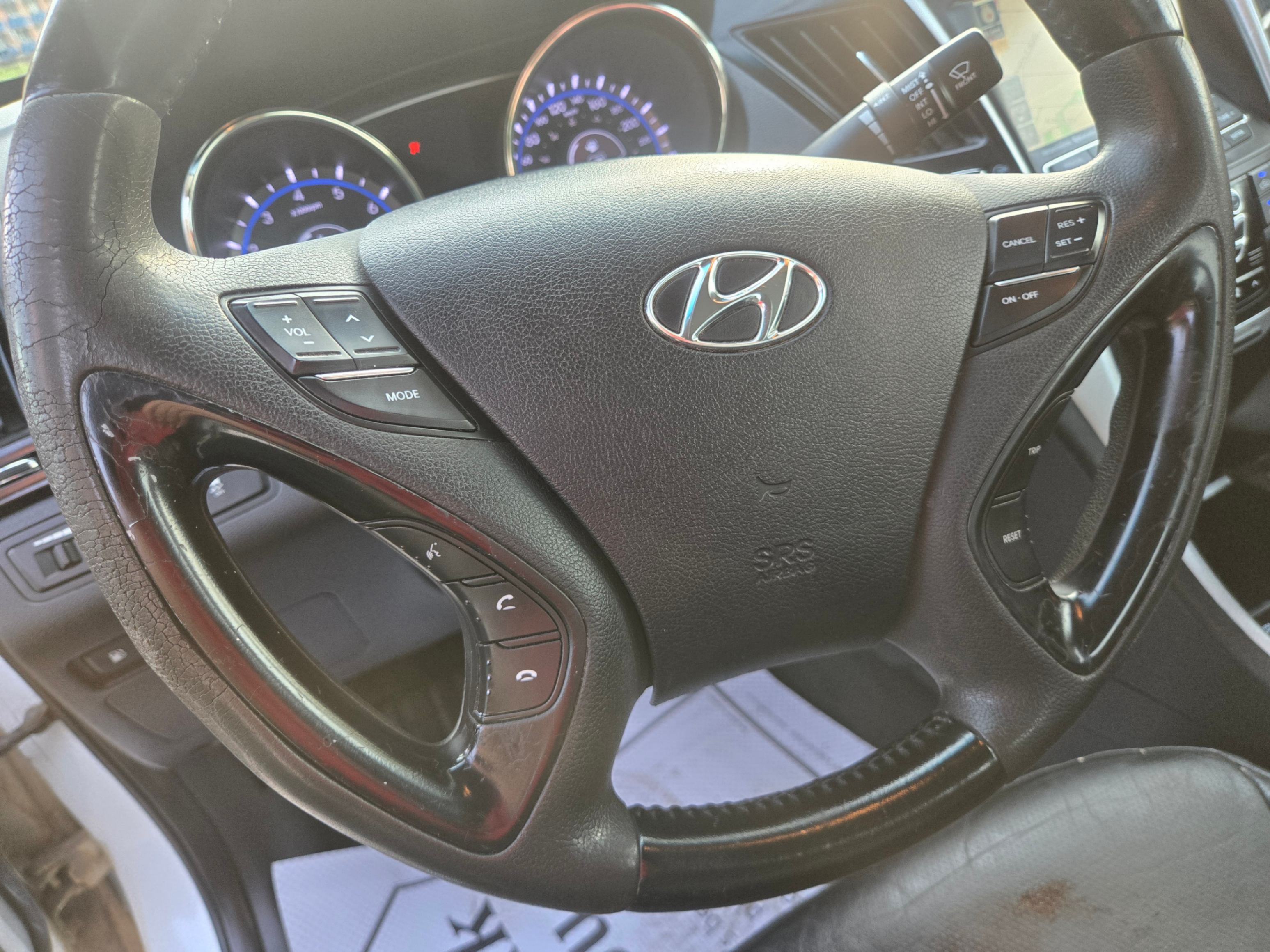 /artaautosales/2012-Hyundai-Sonata-26156100306410934.jpg