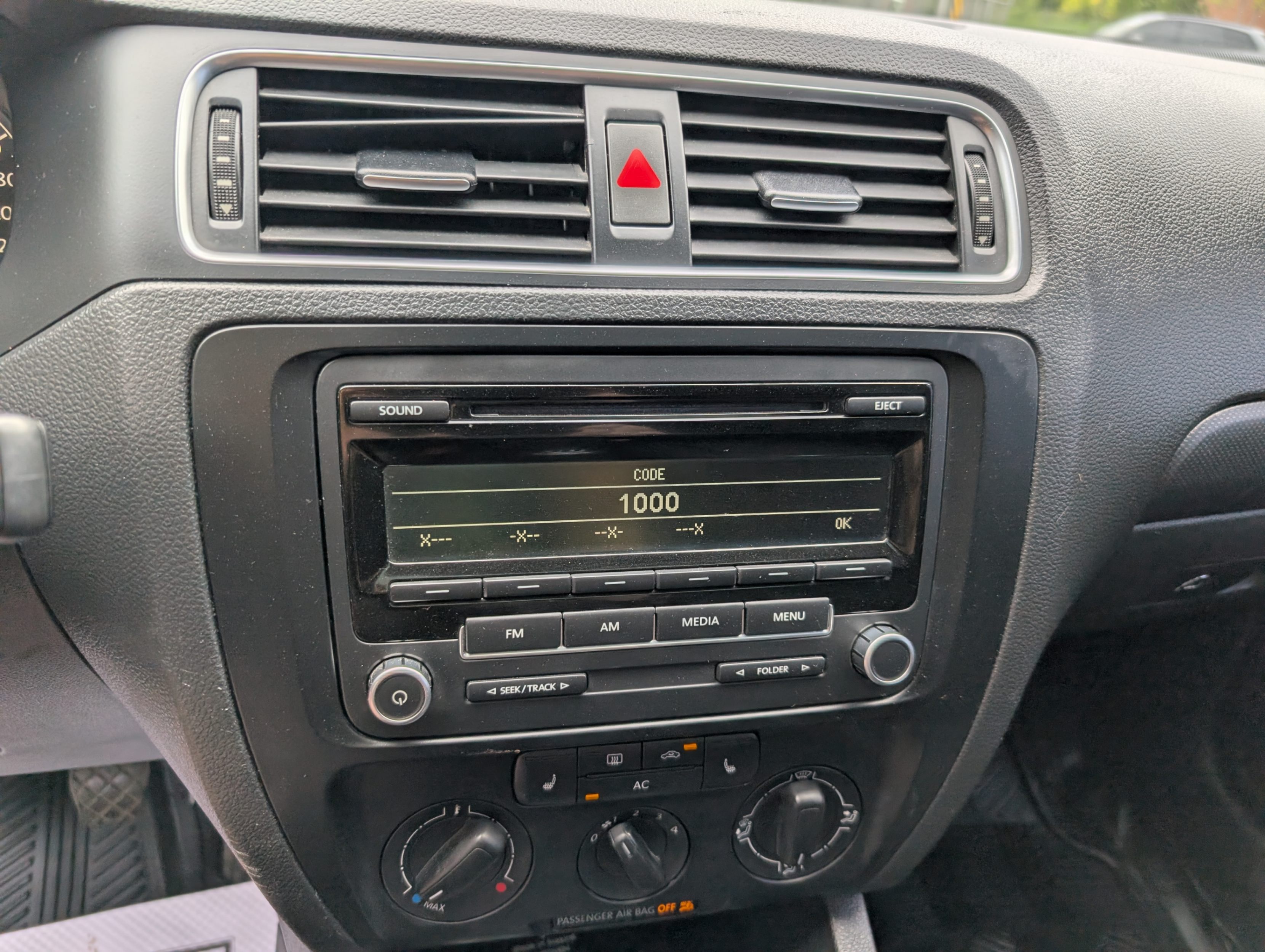 /artaautosales/2012-Volkswagen-Jetta-02410922997015219.jpg
