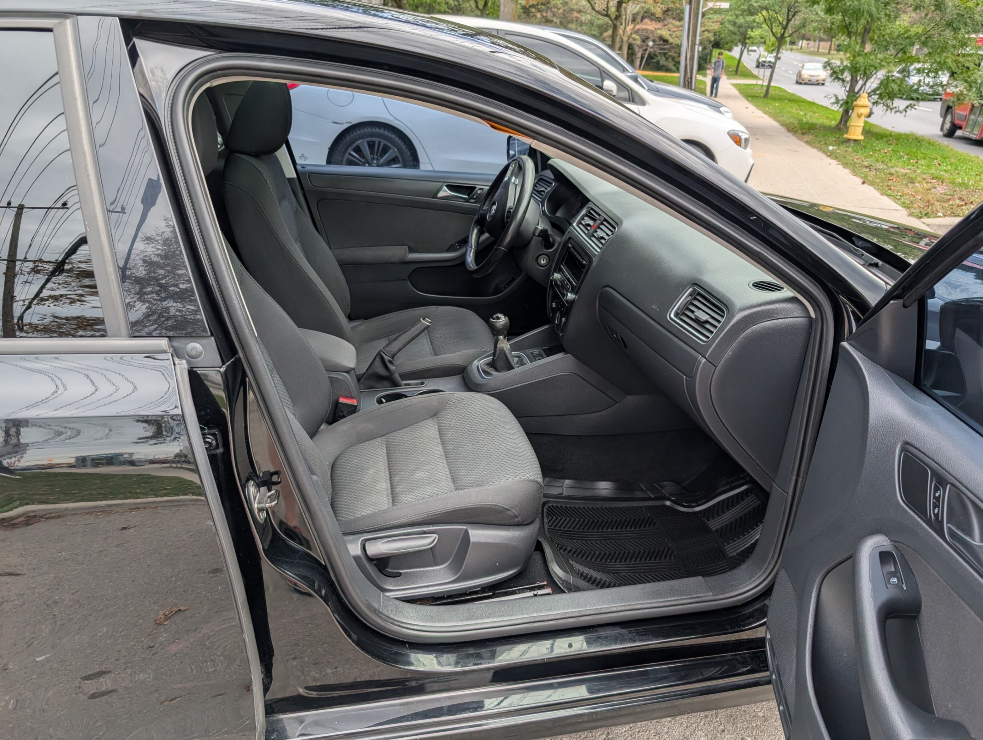/artaautosales/2012-Volkswagen-Jetta-7424302308349298.jpg